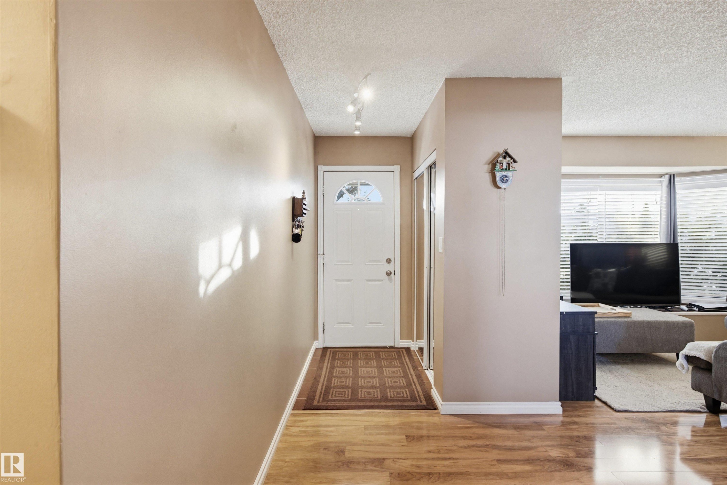 3426 120 Avenue, Edmonton, AB - Indoor Photo Showing Other Room