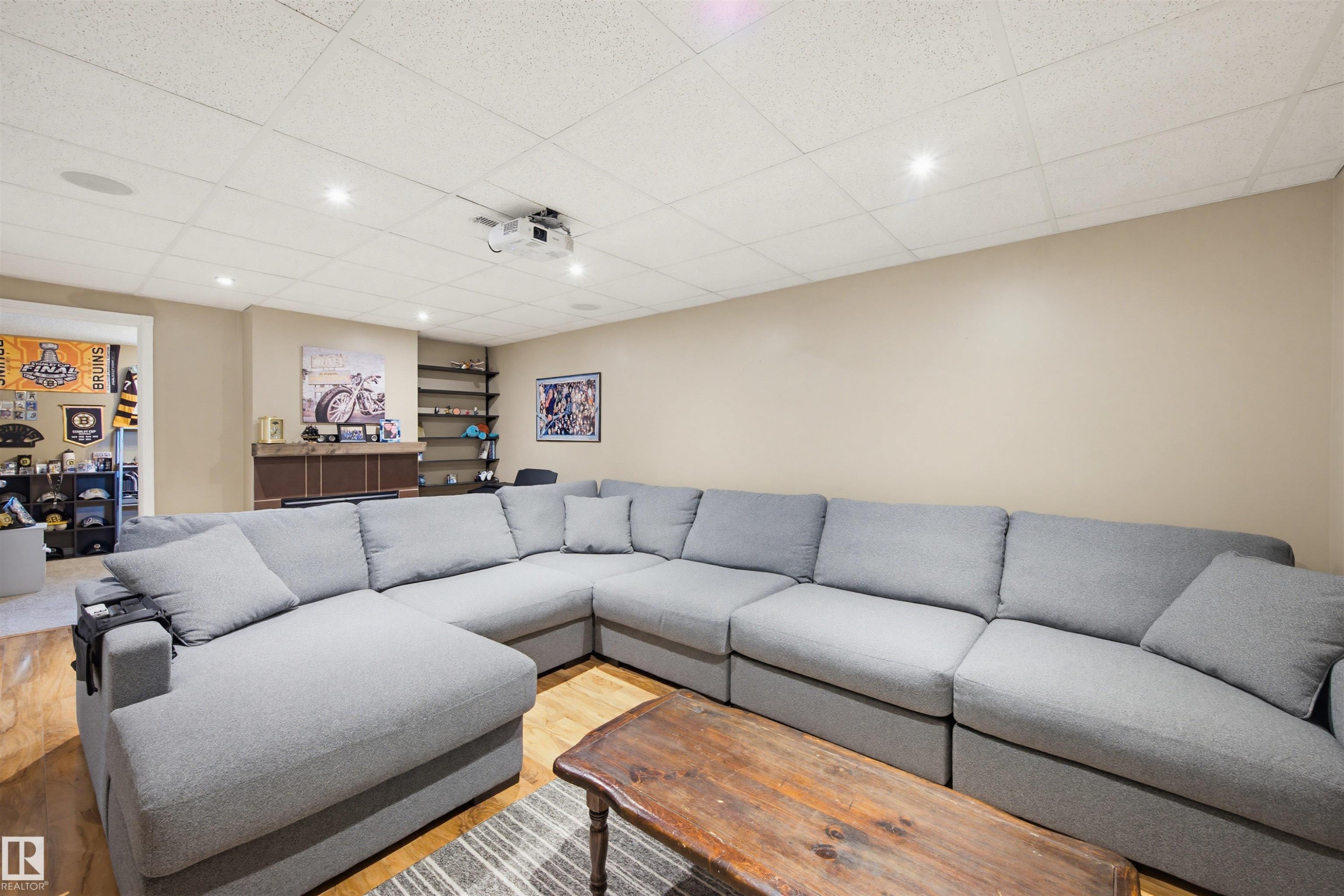 3426 120 Avenue, Edmonton, AB - Indoor