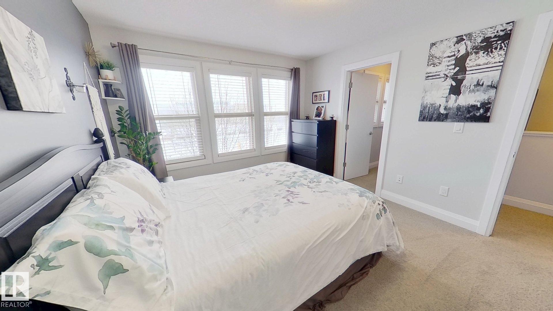 321 Pioneer Road, Spruce Grove, AB - Indoor Photo Showing Bedroom