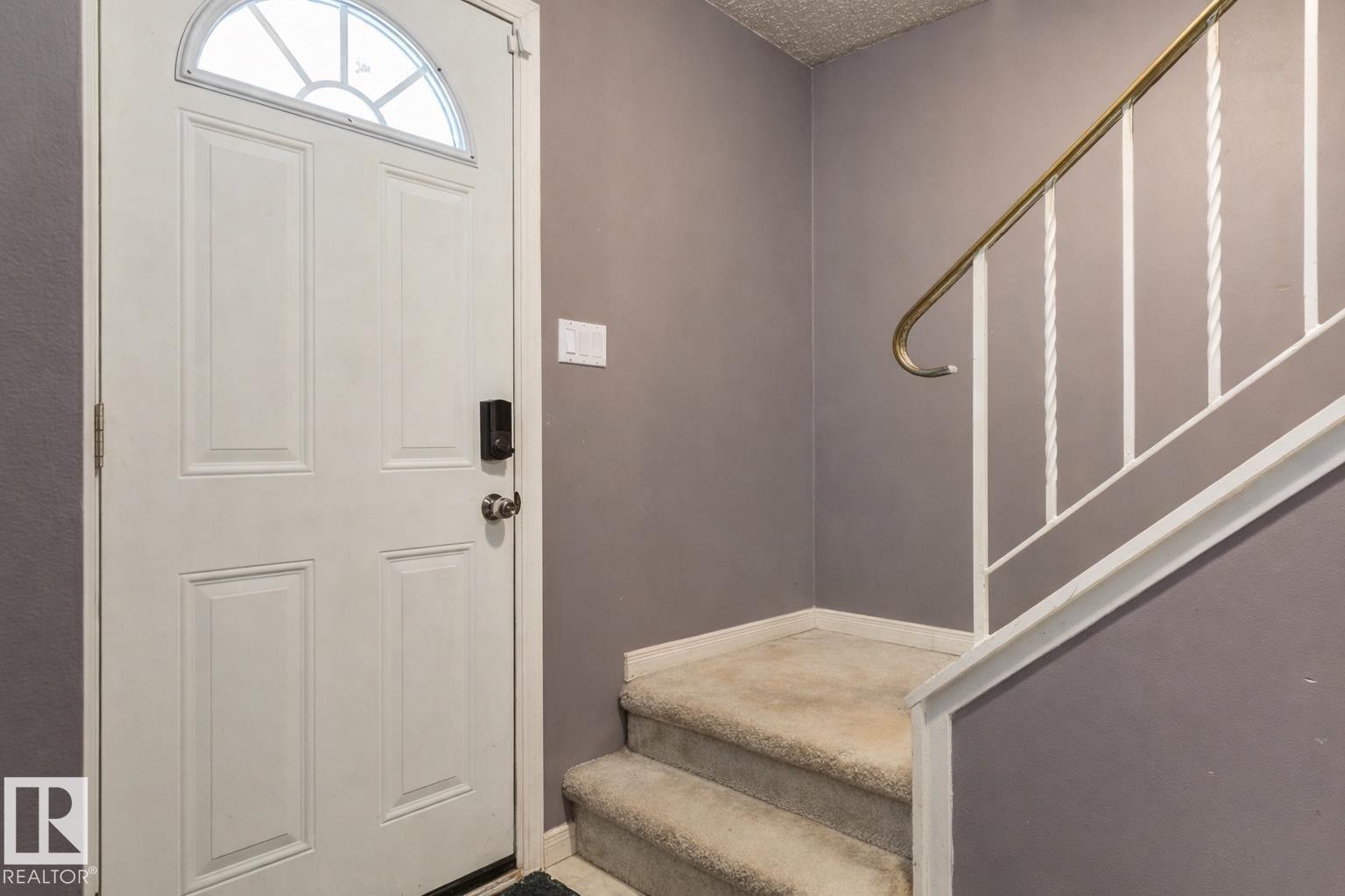 224 Callingwood Two Two, Edmonton, AB - Indoor Photo Showing Other Room