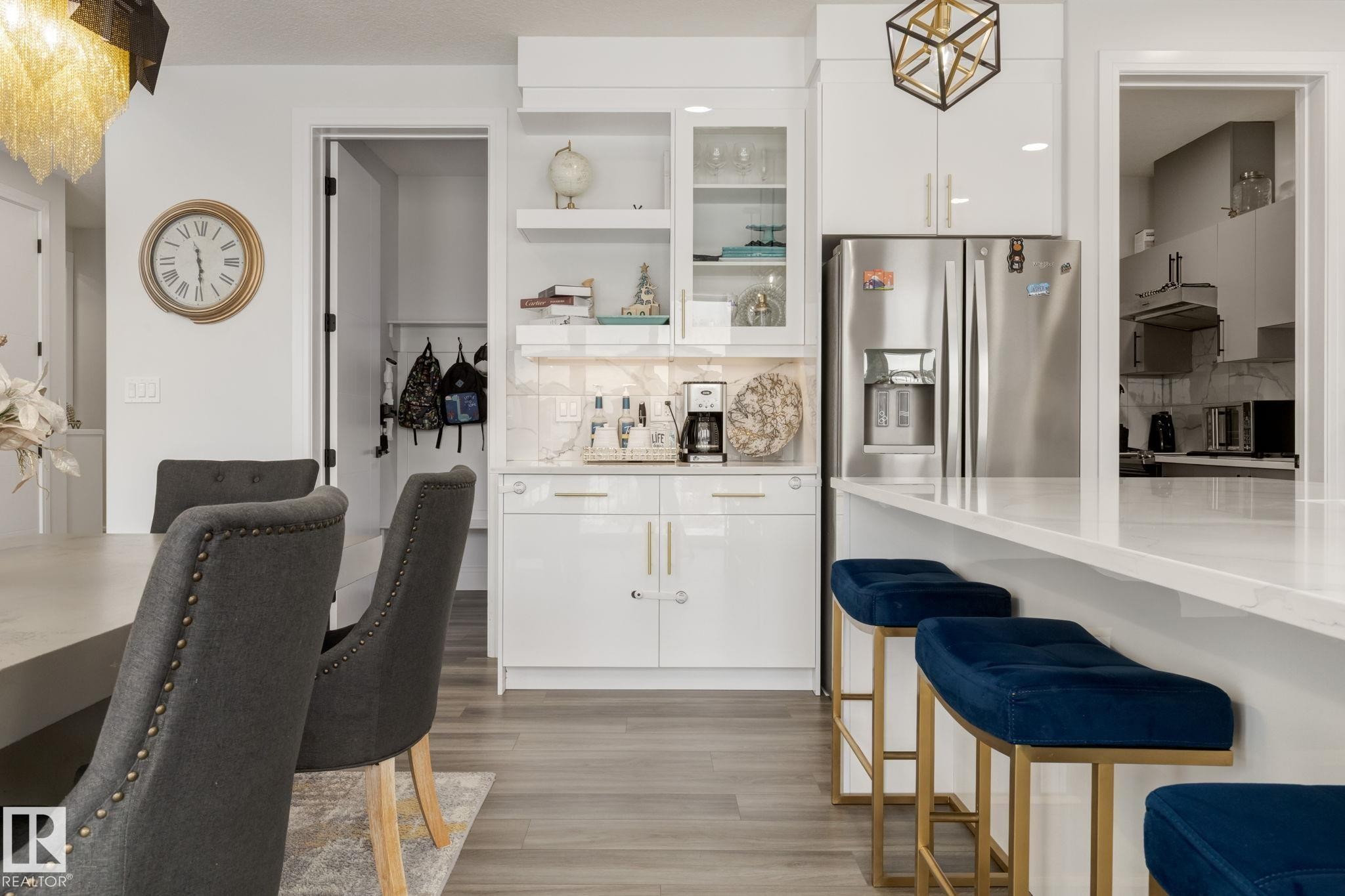 6456 King Wynd, Edmonton, AB - Indoor