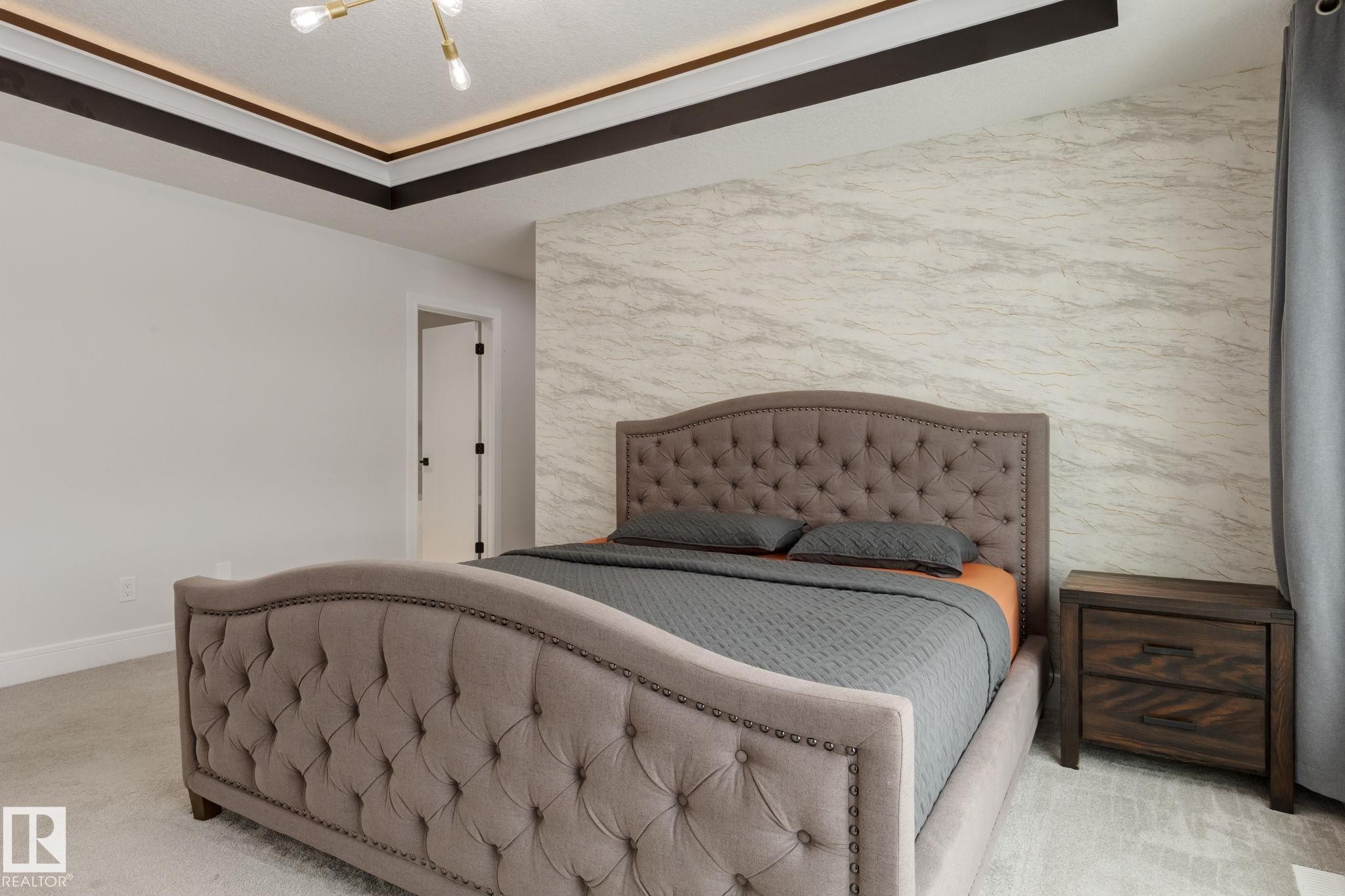 6456 King Wynd, Edmonton, AB - Indoor Photo Showing Bedroom