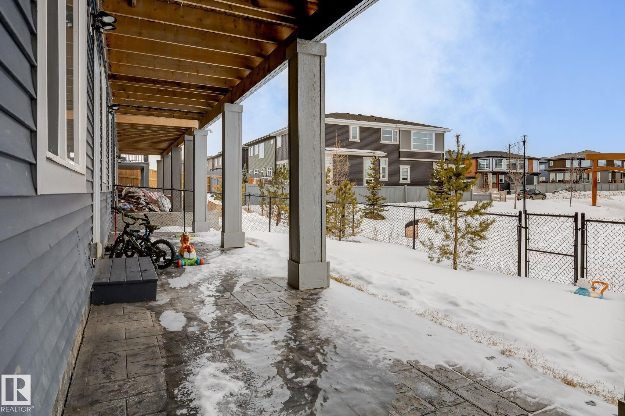 6456 King Wynd, Edmonton, AB - Outdoor With Exterior