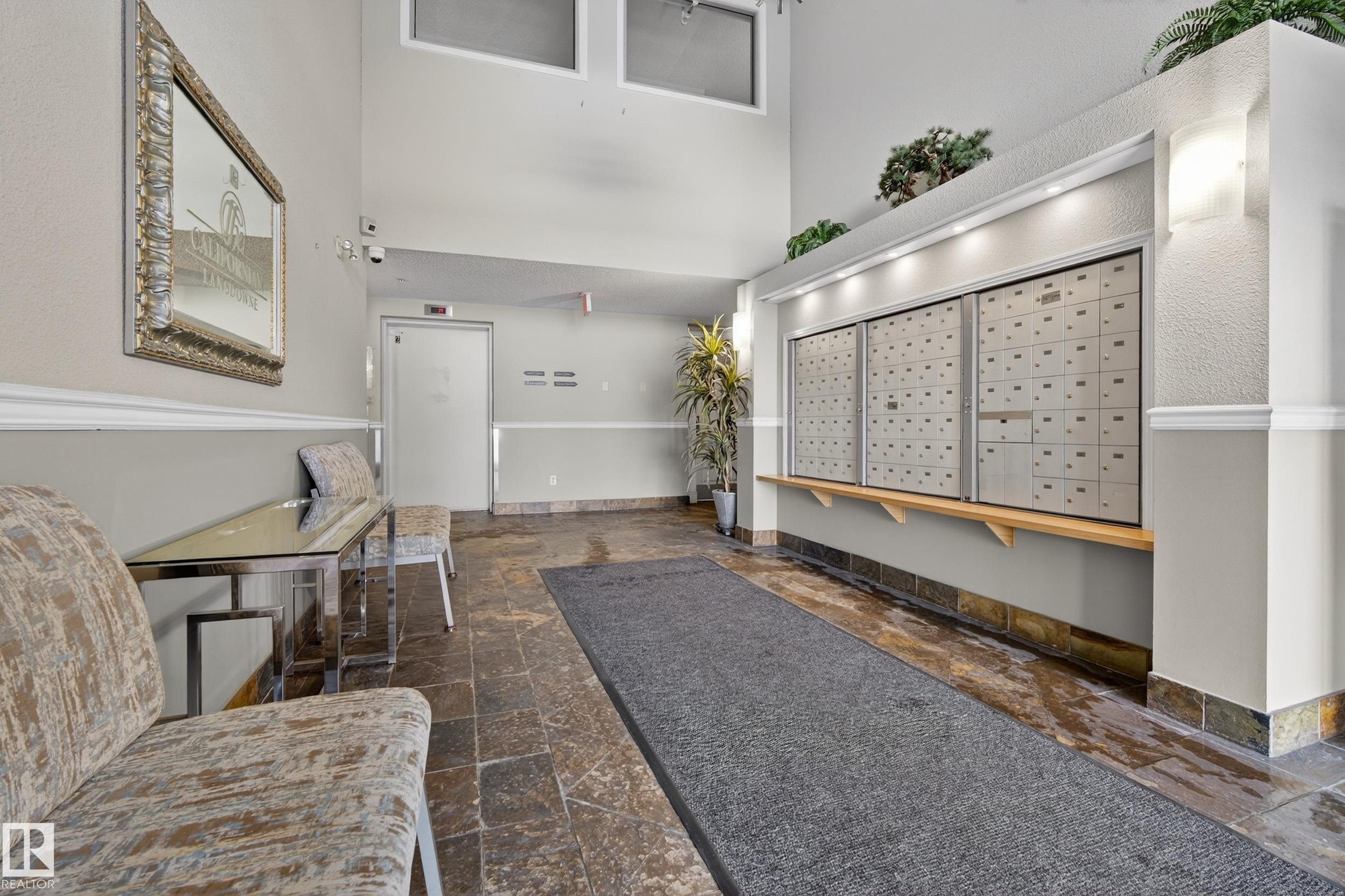 415 12111 51 Avenue, Edmonton, AB - Indoor Photo Showing Other Room