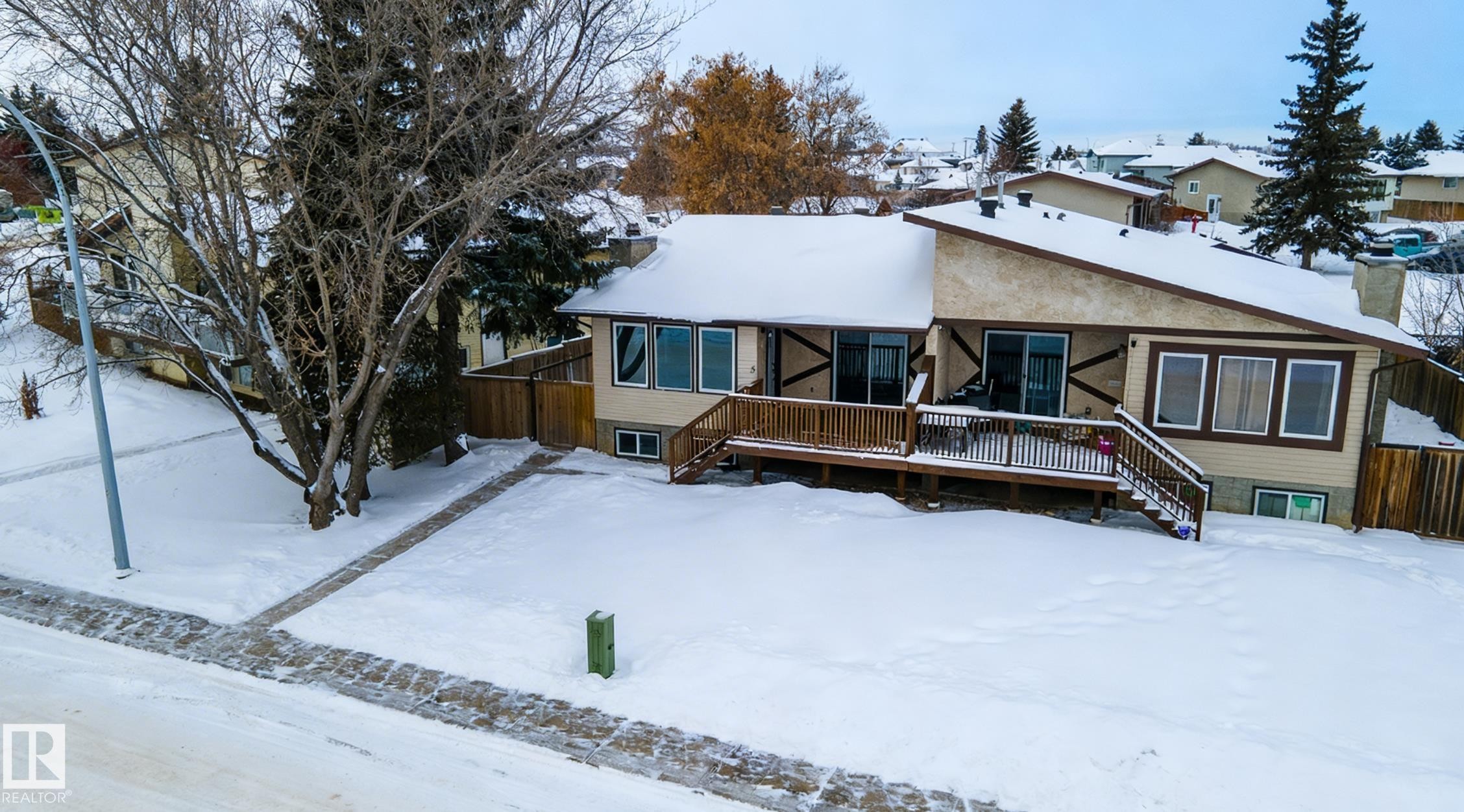 5 Brown Street, Stony Plain, AB