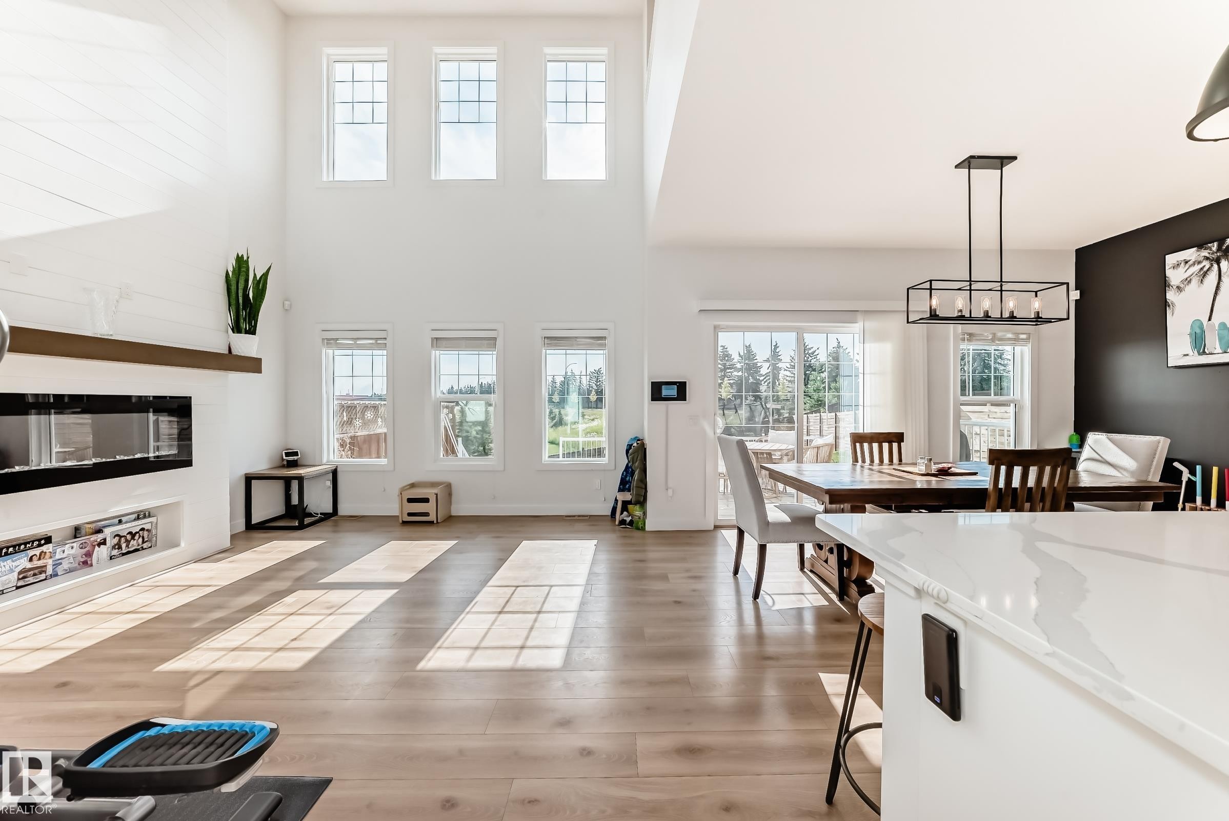 71 Jamison Crescent, St. Albert, AB - Indoor With Fireplace