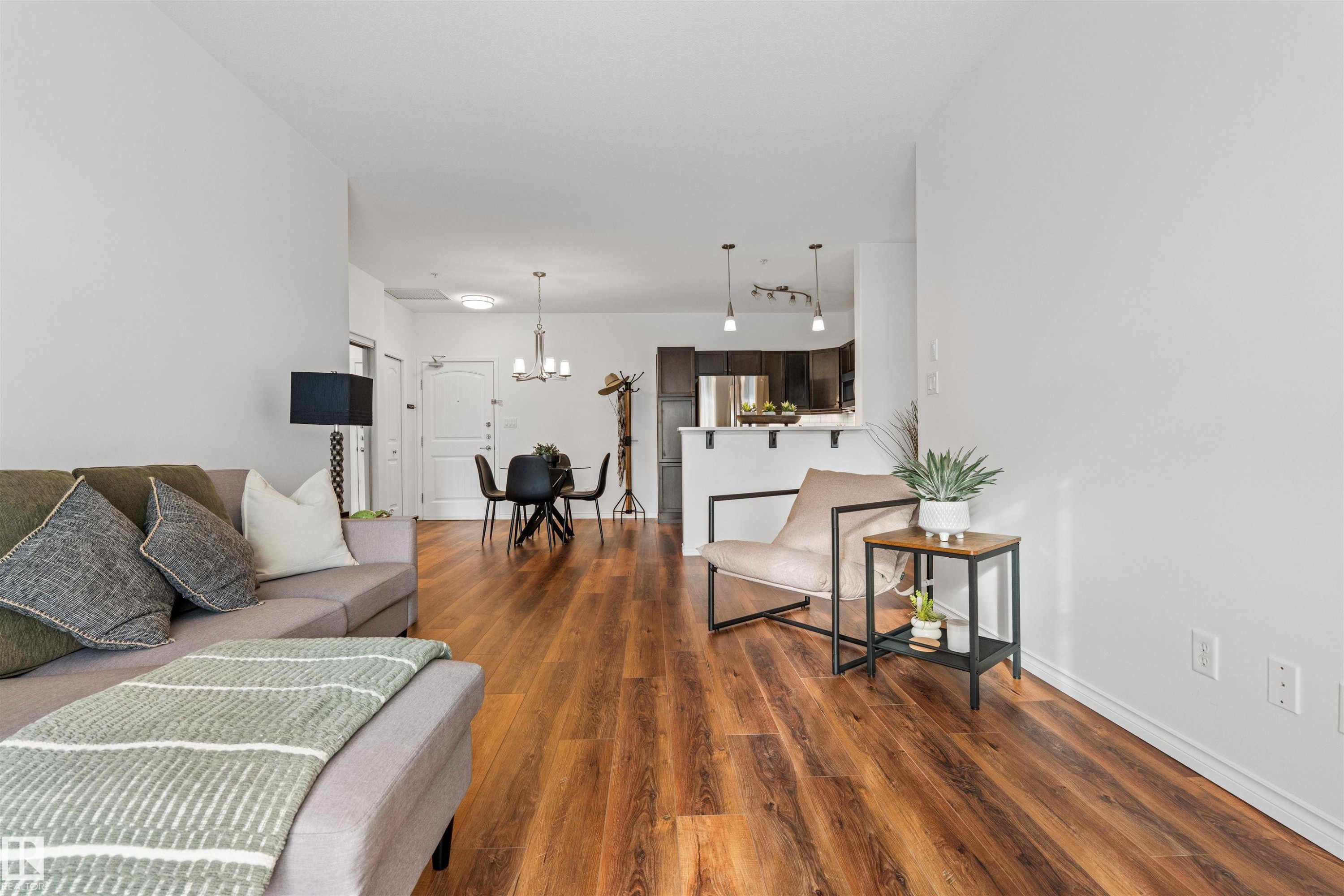 Edmonton, AB - Indoor Photo Showing Living Room