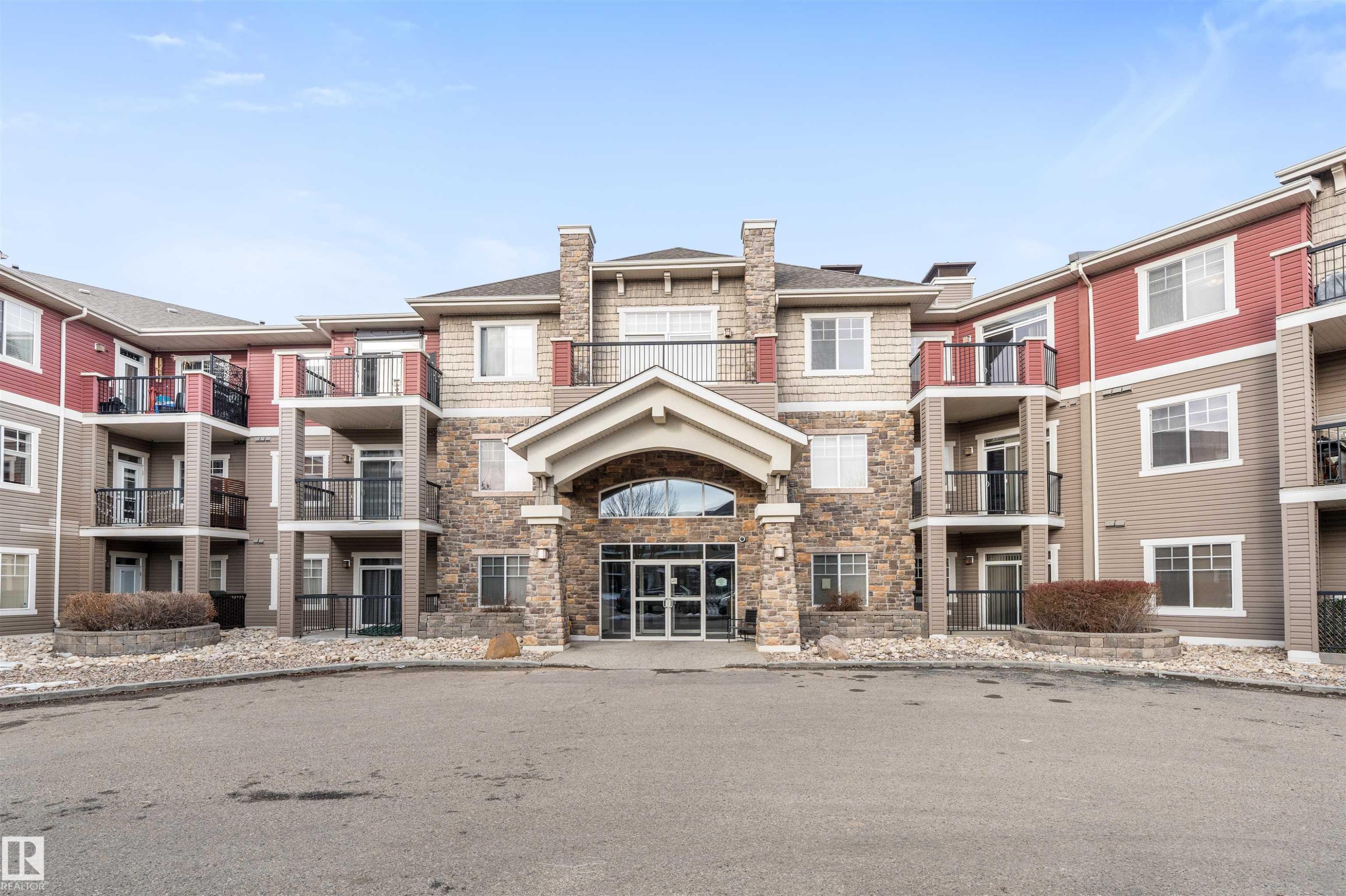 Edmonton, AB - Outdoor With Balcony With Facade