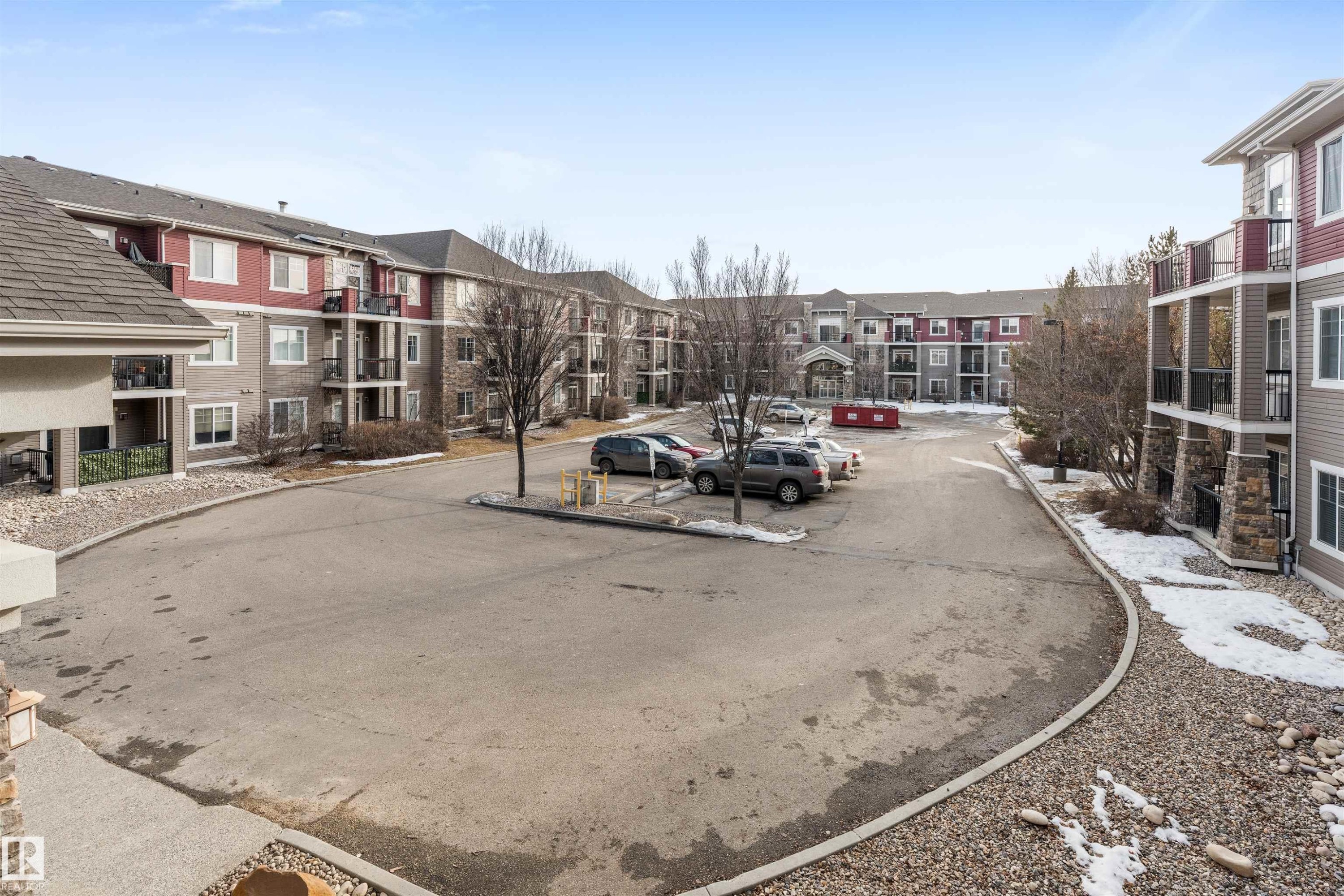 Edmonton, AB - Outdoor