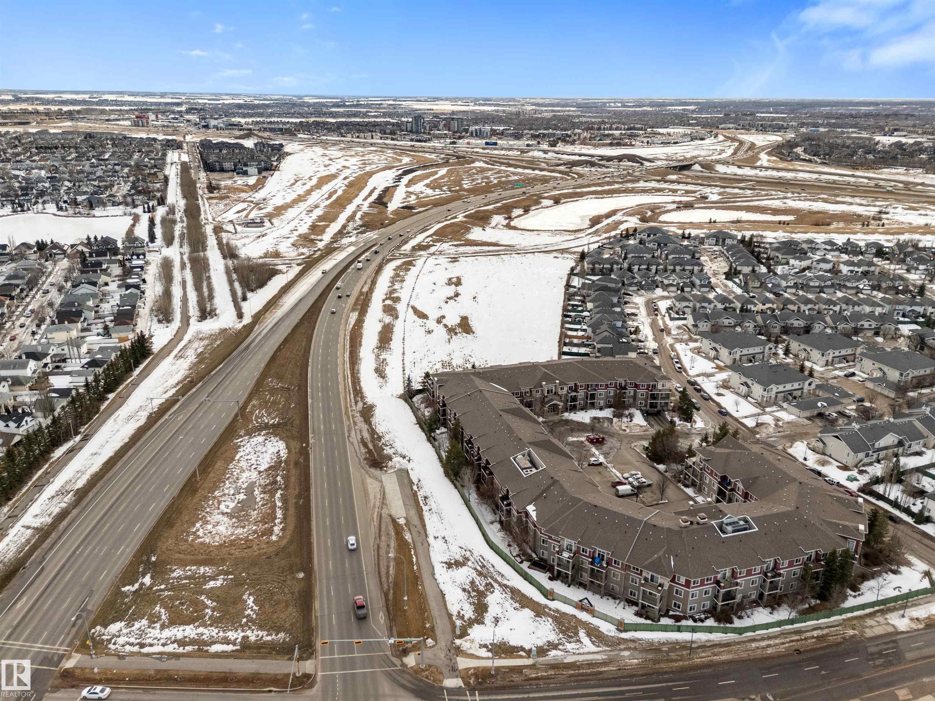 Edmonton, AB - Outdoor With View