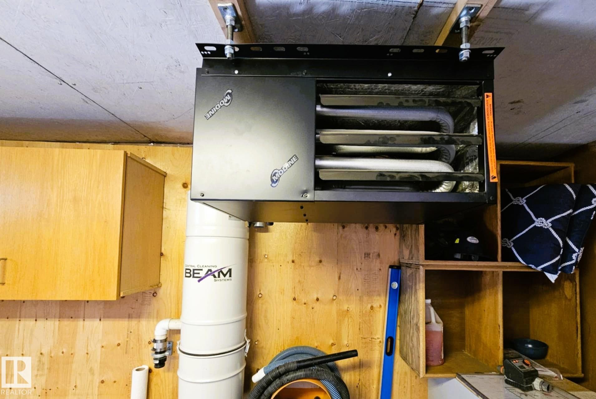 8512 131 Avenue, Edmonton, AB - Indoor Photo Showing Basement