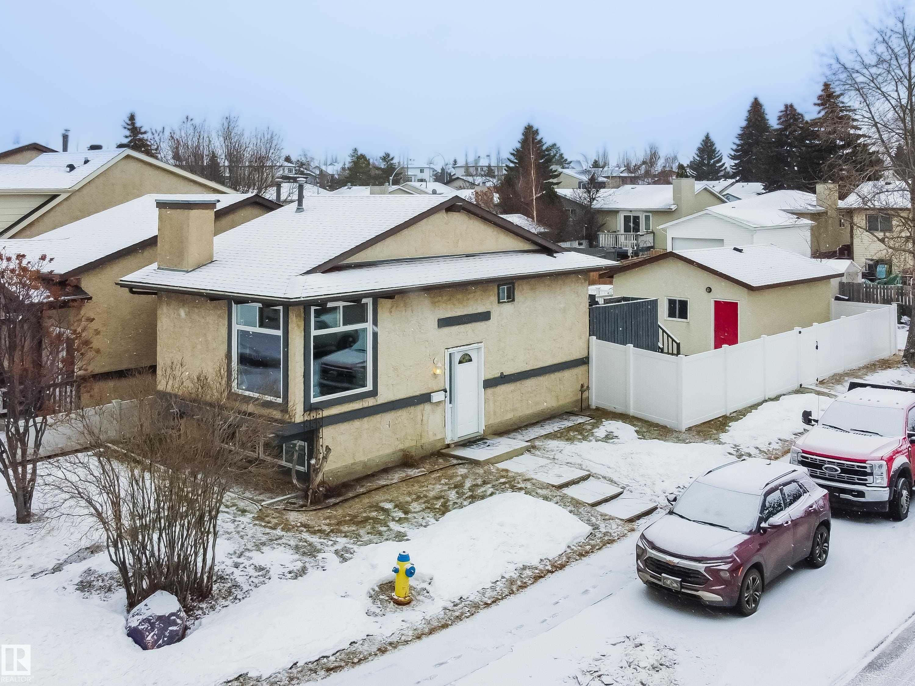 3521 41B Avenue, Edmonton, AB - Outdoor