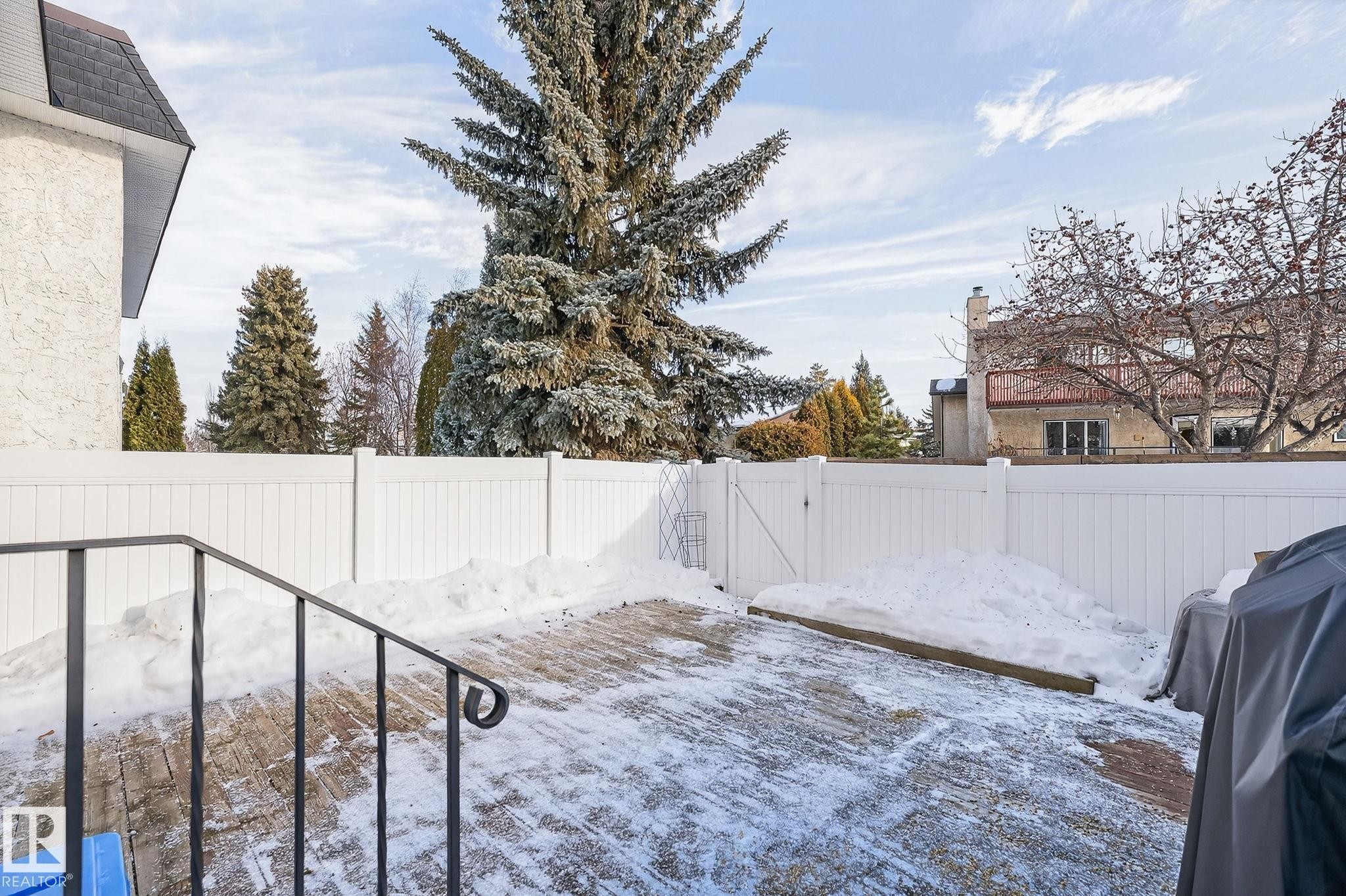 11349 22 Avenue, Edmonton, AB - Outdoor