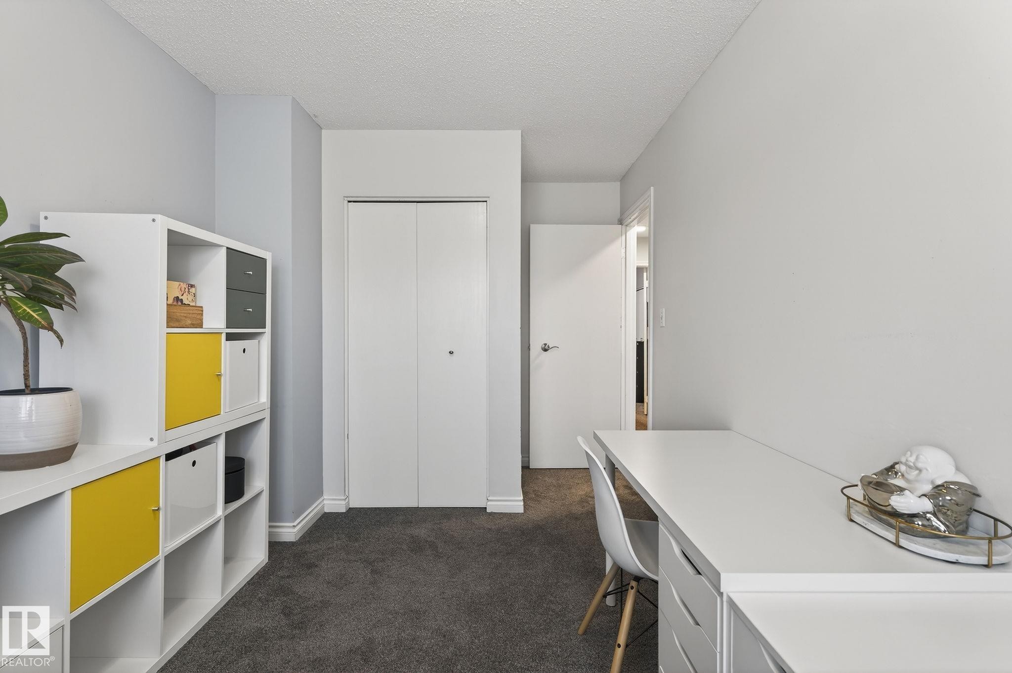 11349 22 Avenue, Edmonton, AB - Indoor Photo Showing Other Room