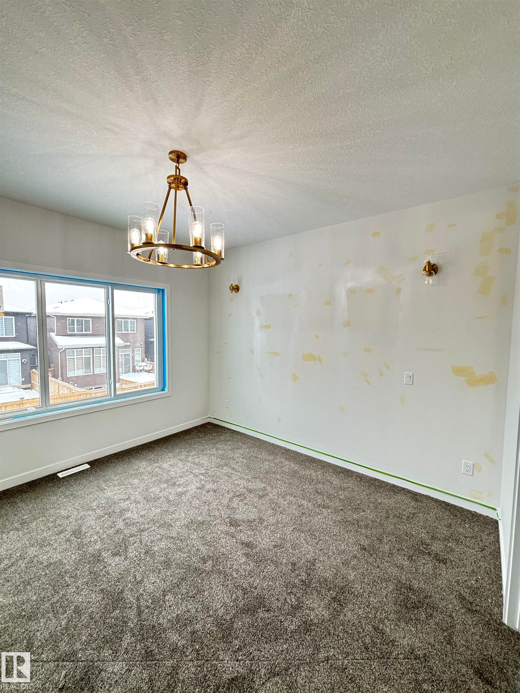 1527 Siskin Link Link, Edmonton, AB - Indoor Photo Showing Other Room