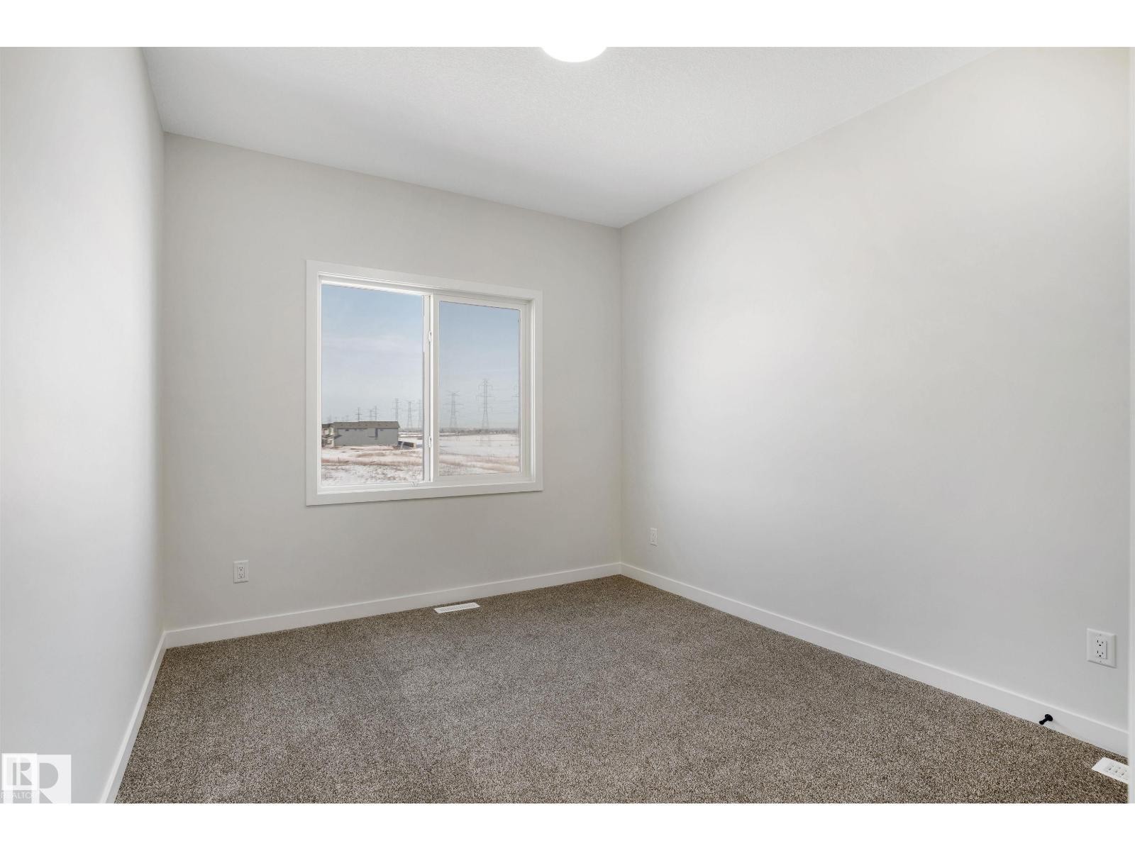 1527 Siskin Link Link, Edmonton, AB - Indoor Photo Showing Other Room