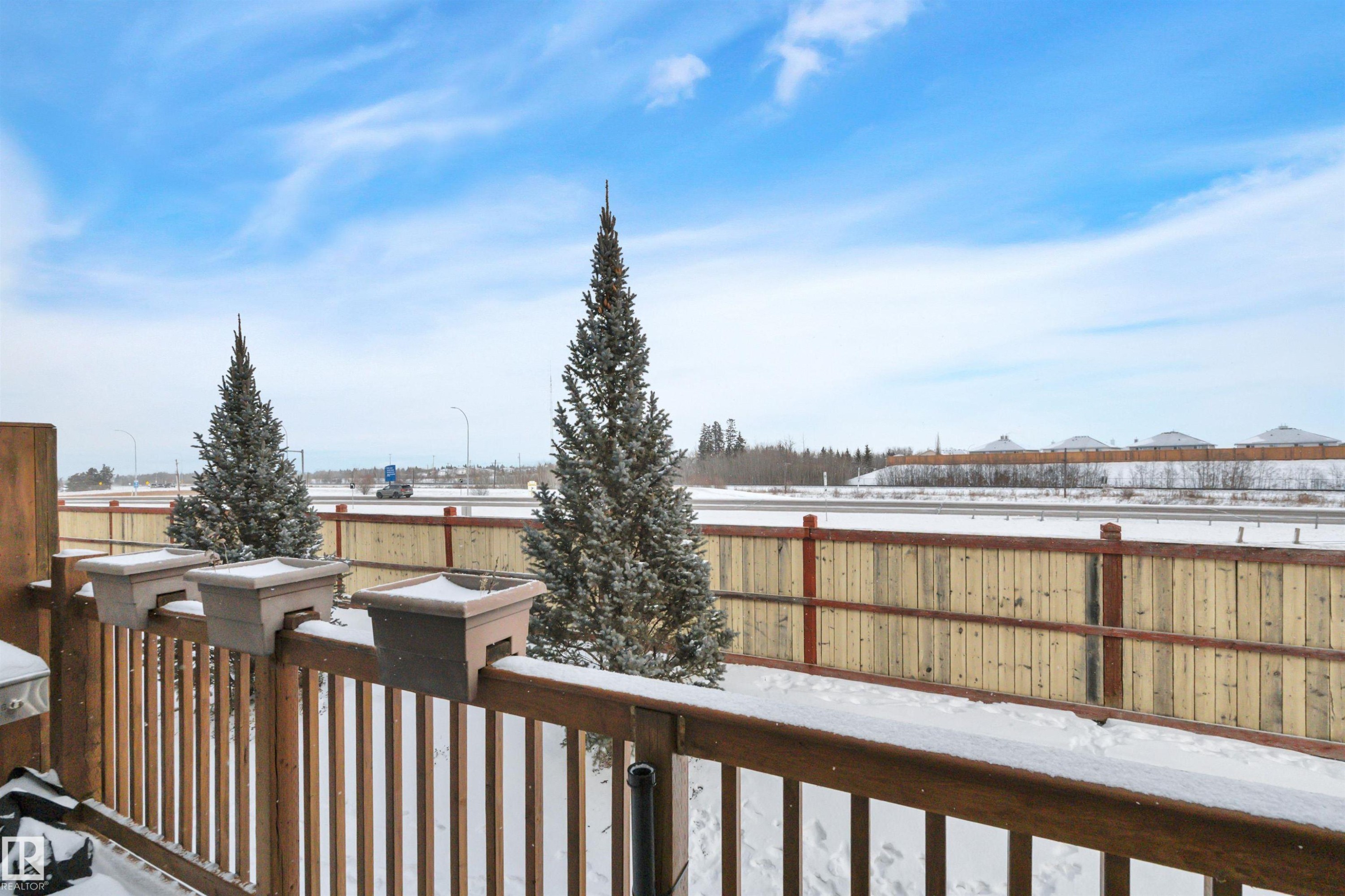 255 401 Southfork Drive, Leduc, AB - Outdoor