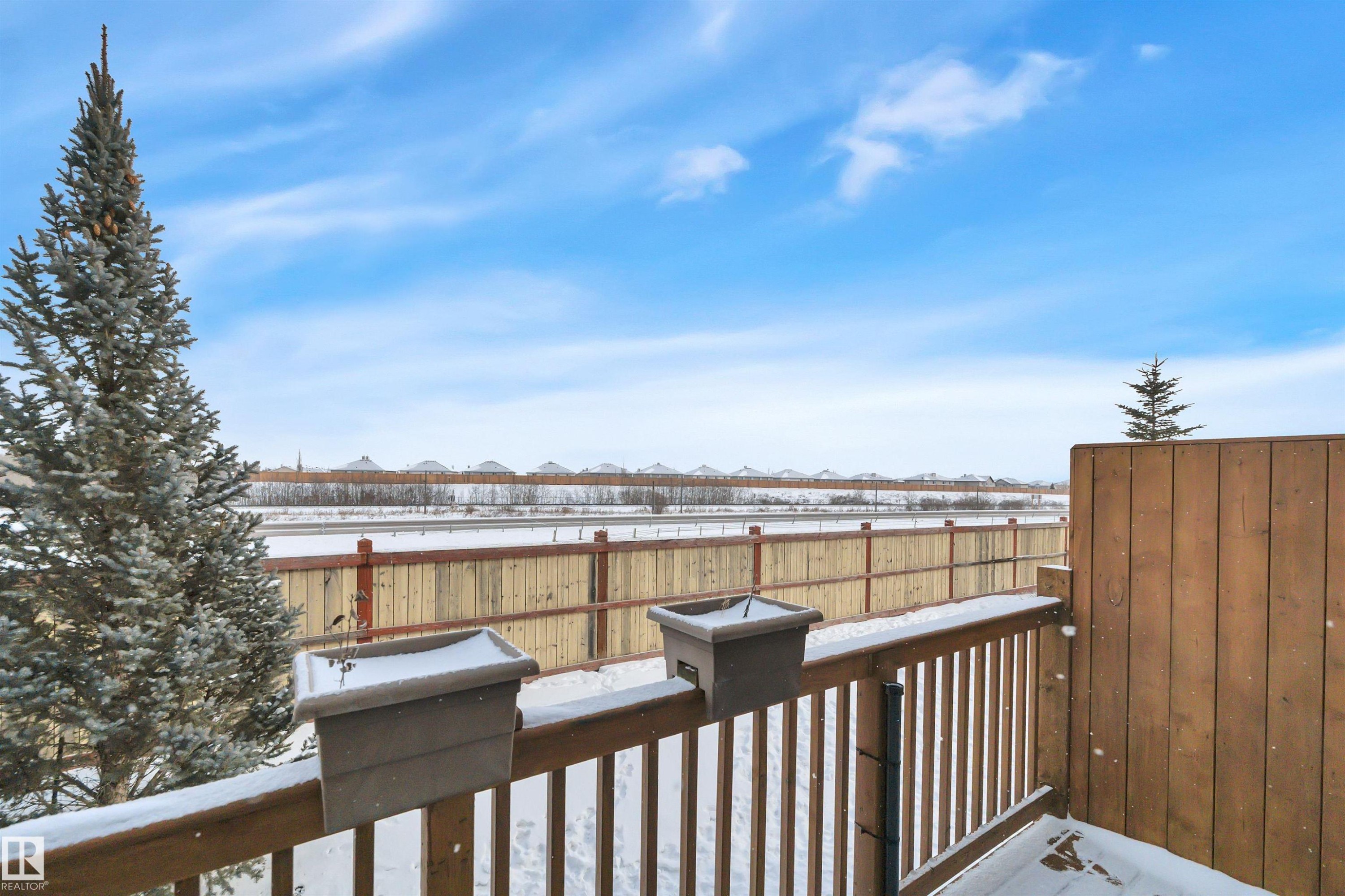255 401 Southfork Drive, Leduc, AB - Outdoor