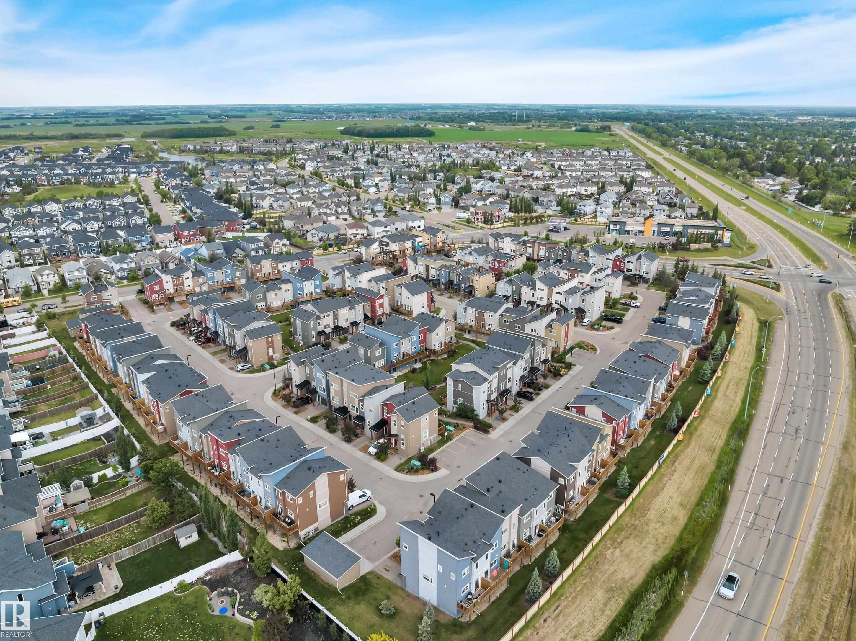 255 401 Southfork Drive, Leduc, AB - Outdoor With View