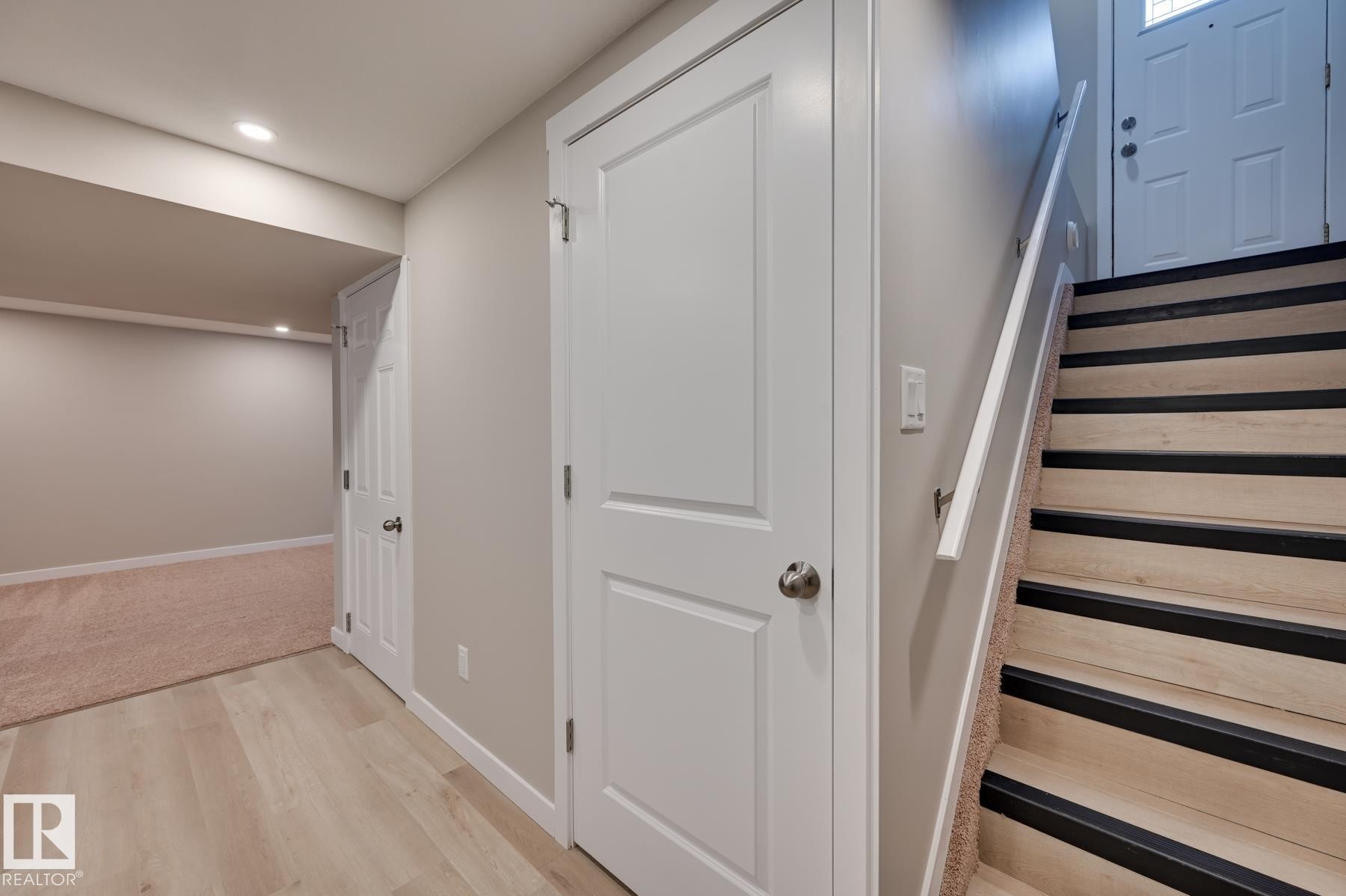 14903 77 Street, Edmonton, AB - Indoor Photo Showing Other Room