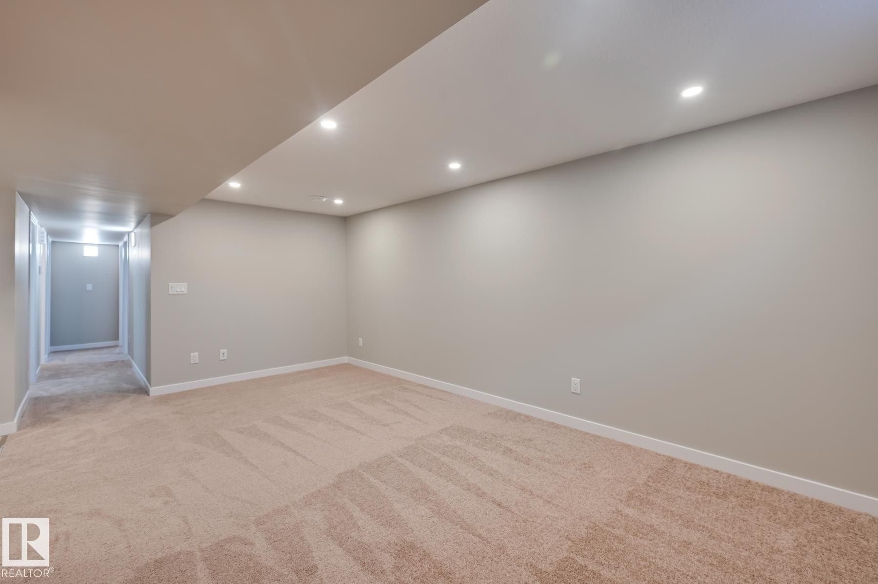 14903 77 Street, Edmonton, AB - Indoor Photo Showing Other Room