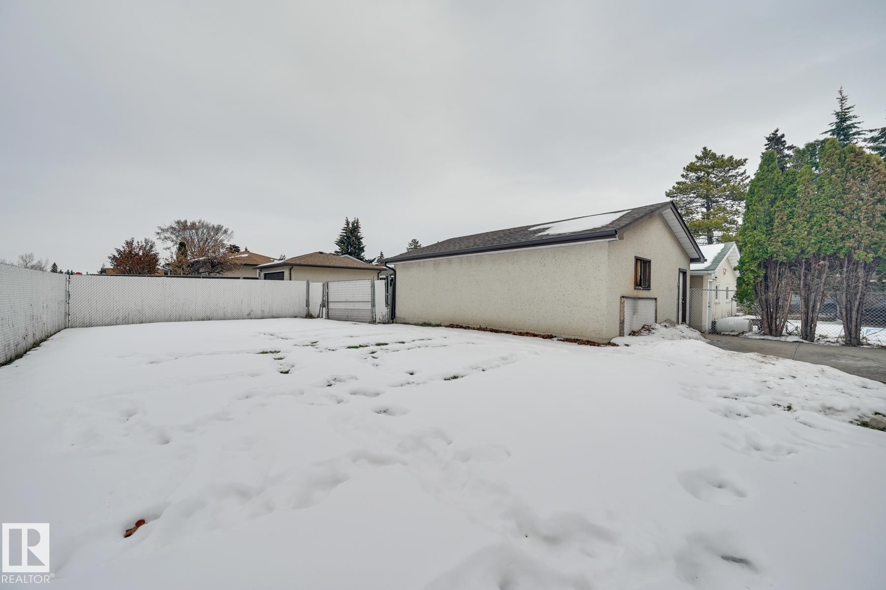 14903 77 Street, Edmonton, AB - Outdoor