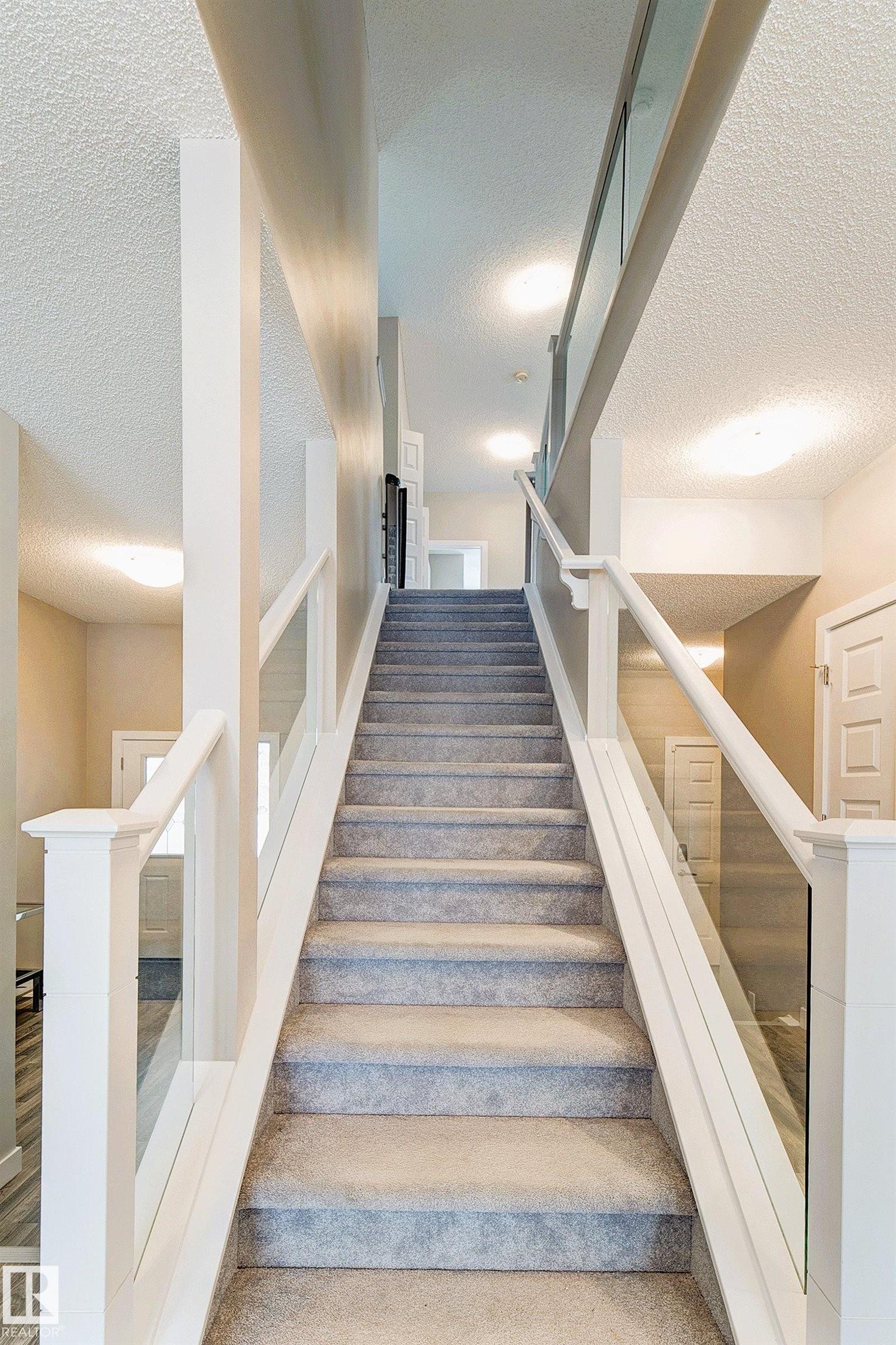 5441 Allbright Square, Edmonton, AB - Indoor Photo Showing Other Room