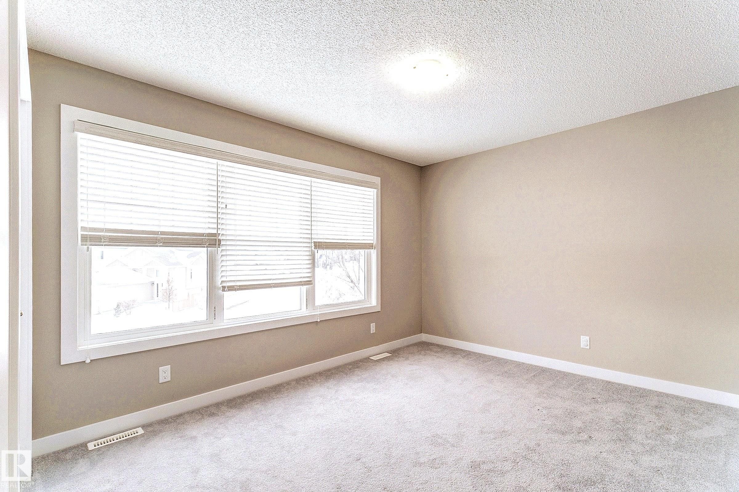 5441 Allbright Square, Edmonton, AB - Indoor Photo Showing Other Room
