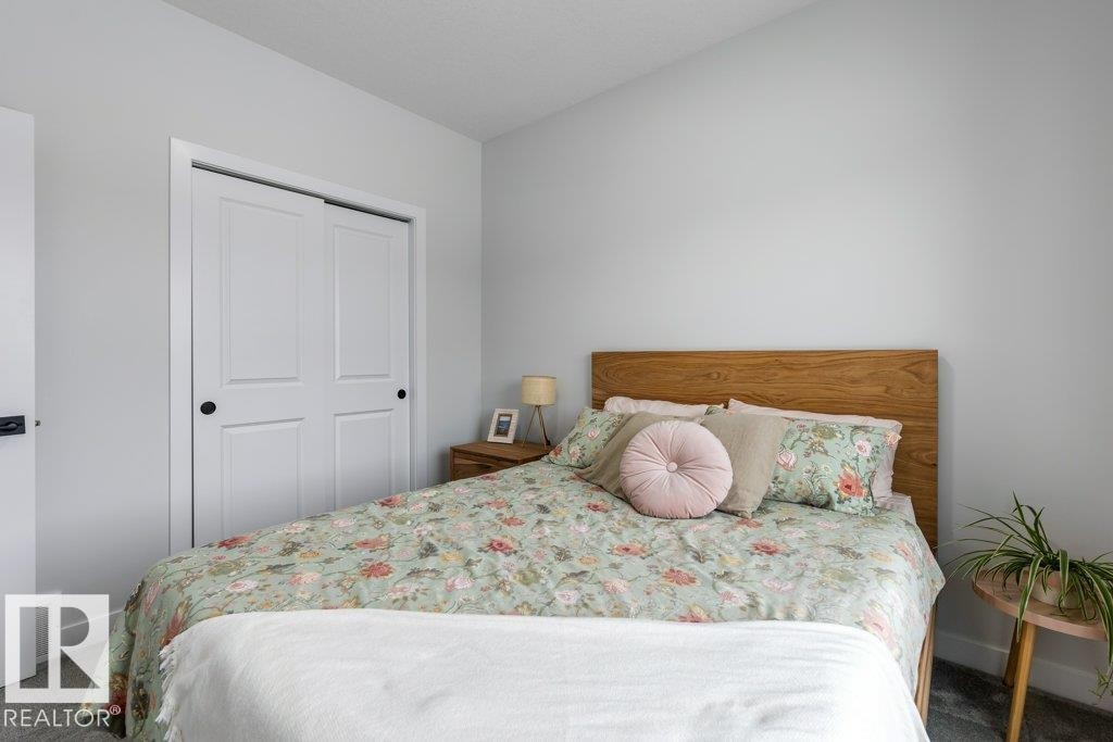 6464 King Wynd, Edmonton, AB - Indoor Photo Showing Bedroom