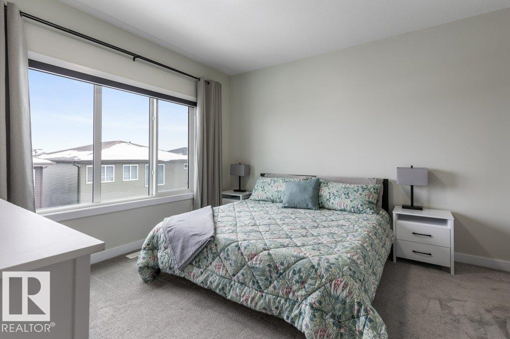 6464 King Wynd, Edmonton, AB - Indoor Photo Showing Bedroom