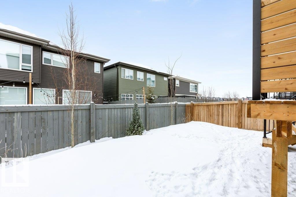 6464 King Wynd, Edmonton, AB - Outdoor