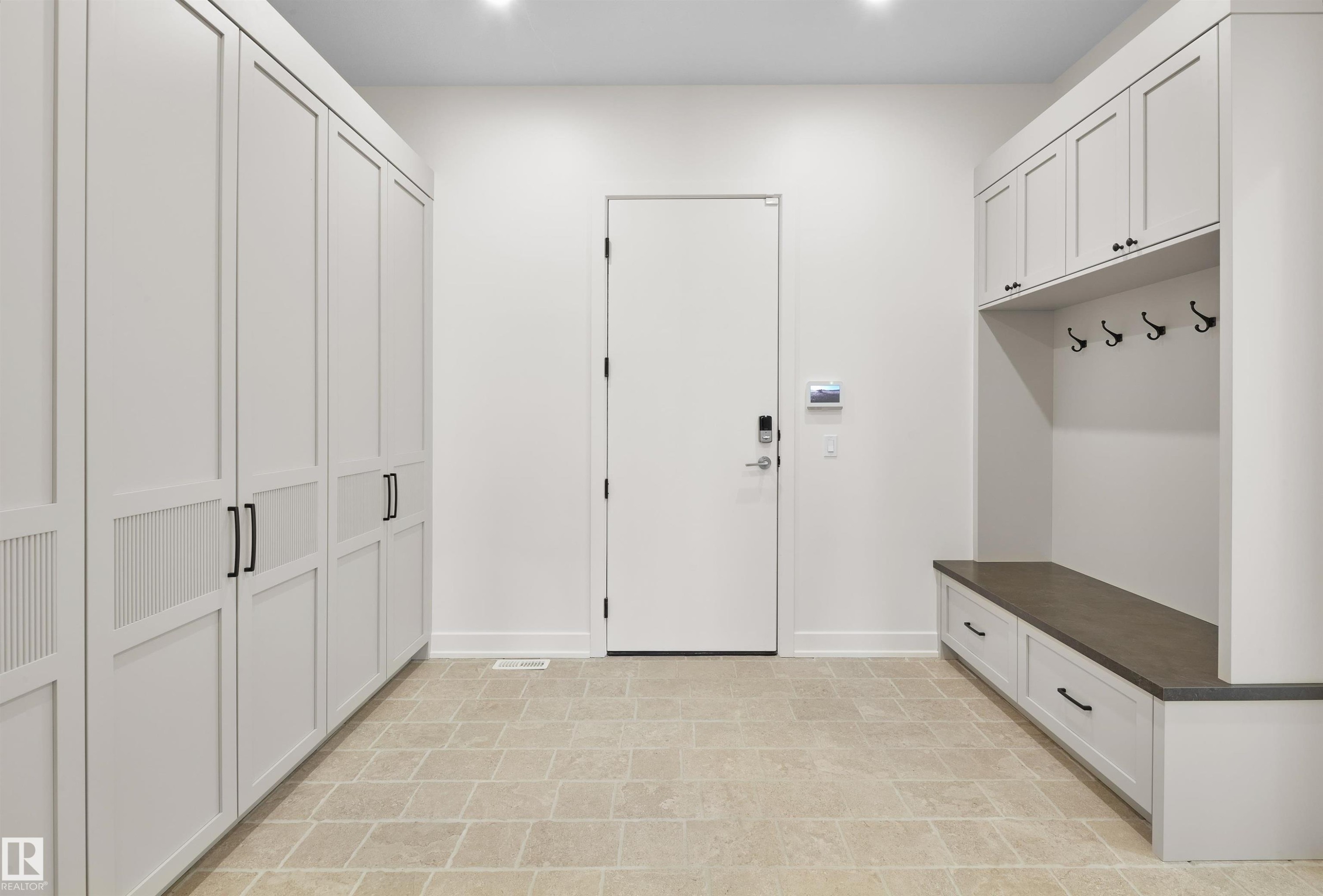 4183 Cameron Heights Point(E), Edmonton, AB - Indoor Photo Showing Other Room