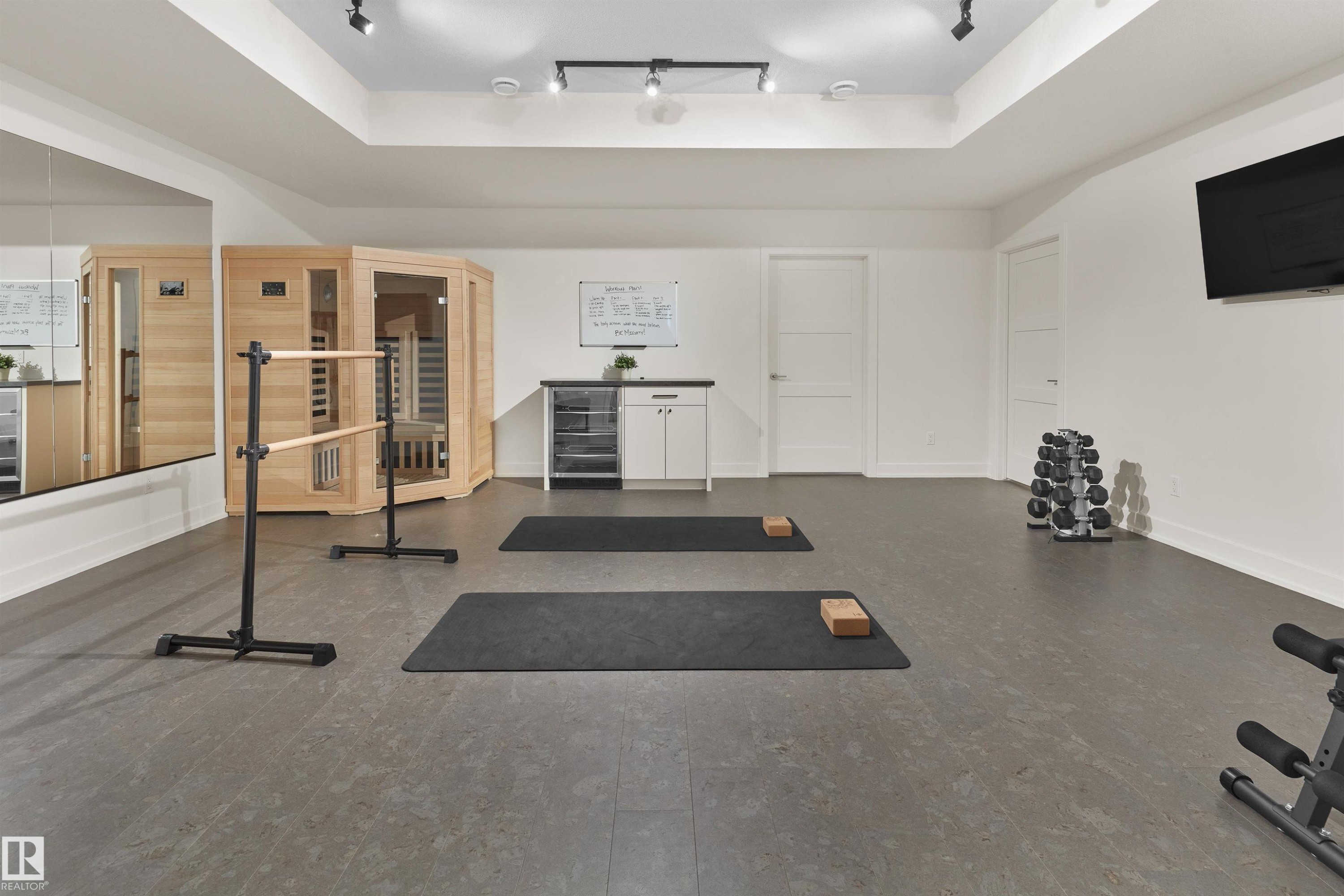 4183 Cameron Heights Point(E), Edmonton, AB - Indoor Photo Showing Gym Room