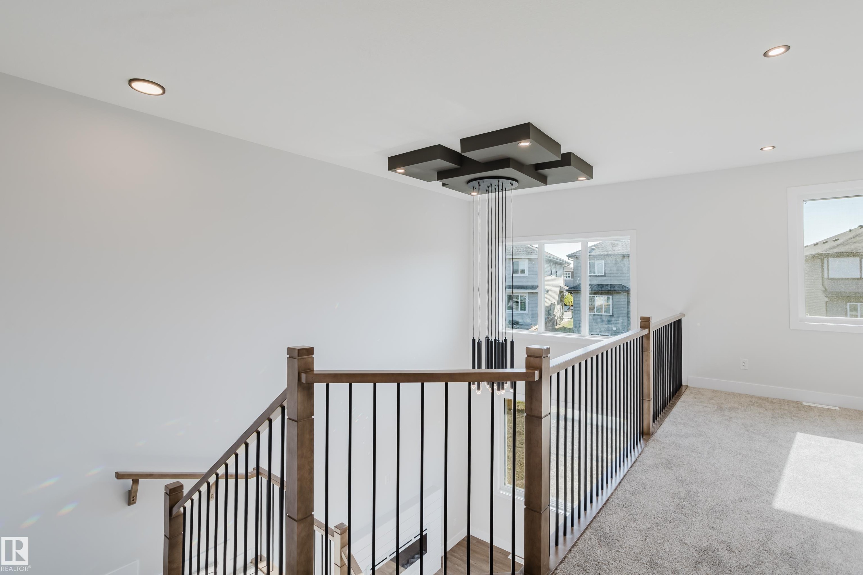 329 Balsam Link, Leduc, AB - Indoor Photo Showing Other Room