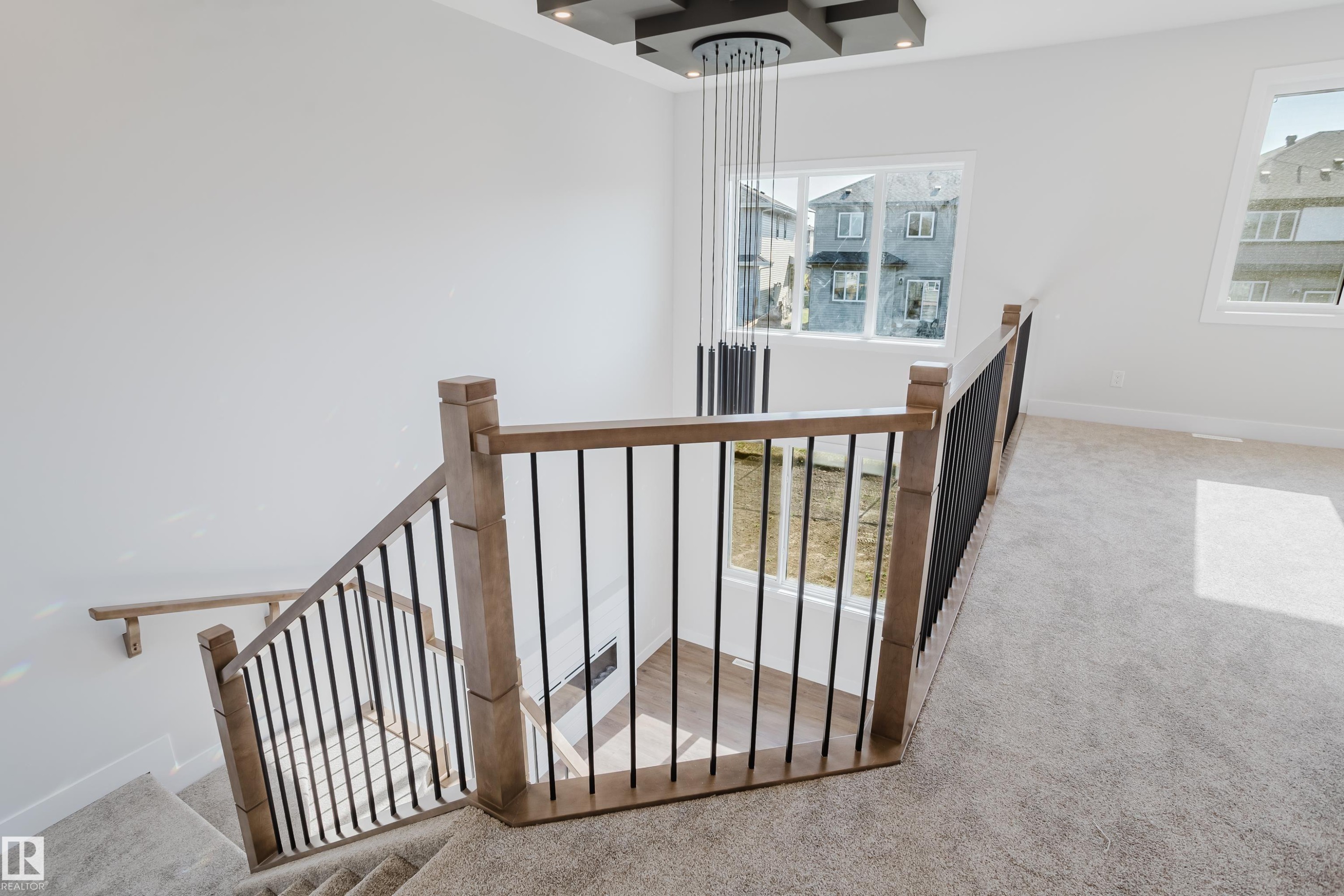 329 Balsam Link, Leduc, AB - Indoor Photo Showing Other Room