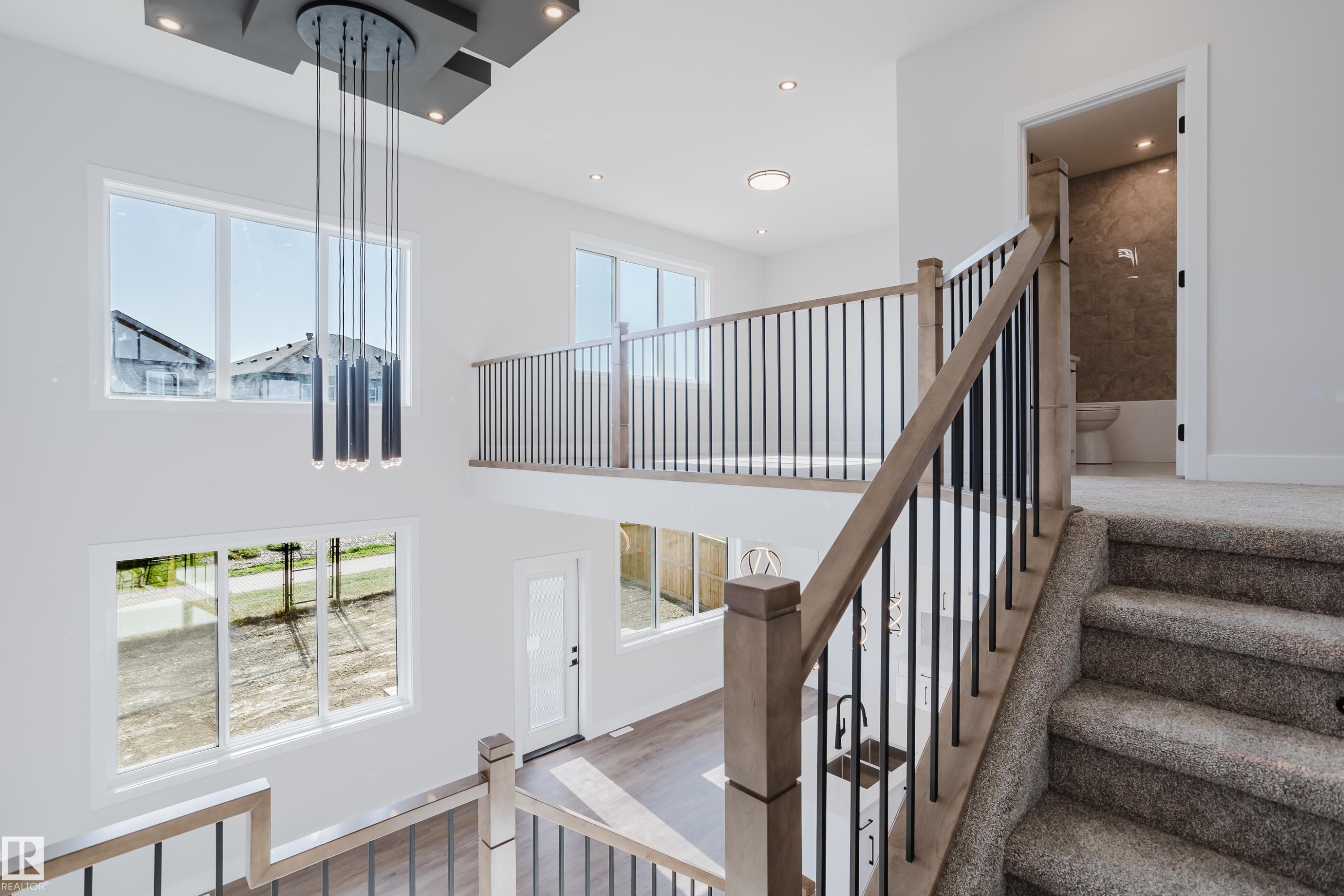 329 Balsam Link, Leduc, AB - Indoor Photo Showing Other Room