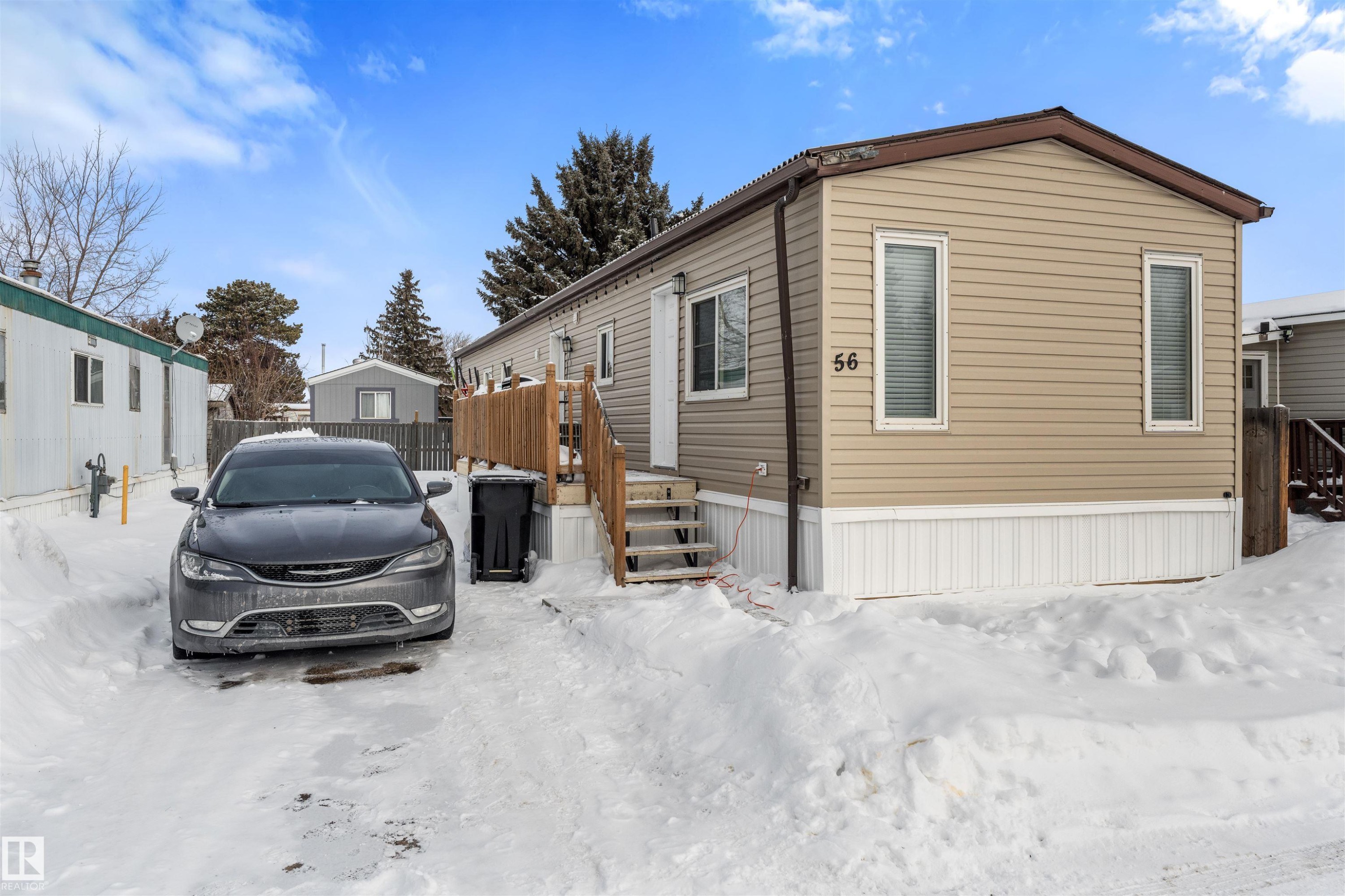 Snow covered property - 56 Westview Boulevard, Edmonton, AB - Outdoor