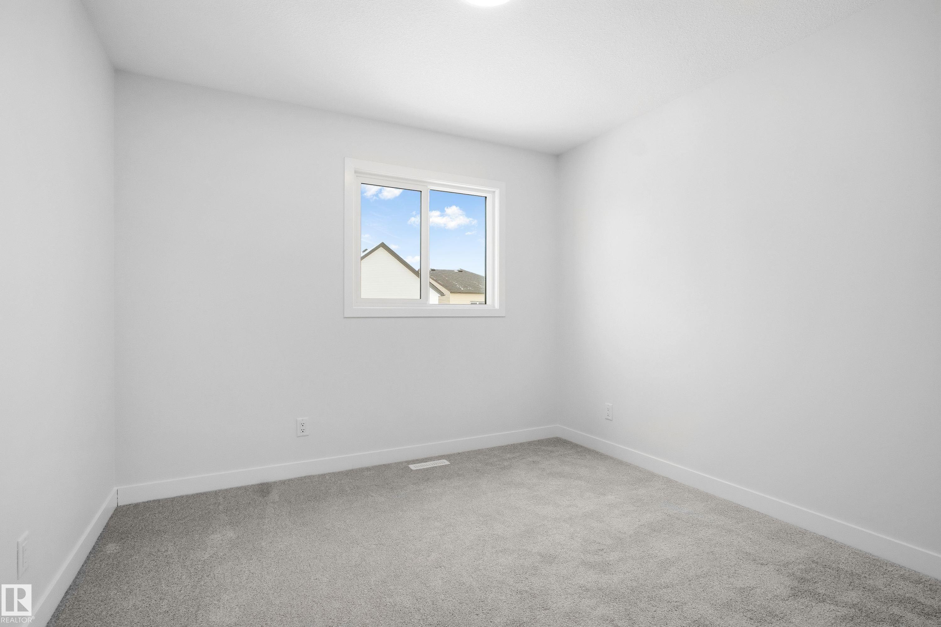 8964 Elves Loop, Edmonton, AB - Indoor Photo Showing Other Room