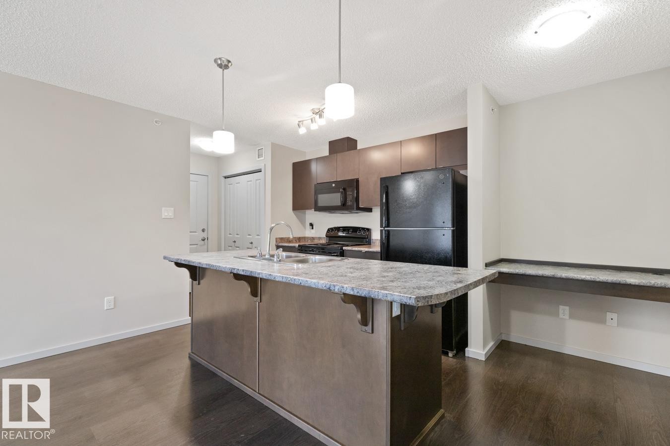 419 344 Windermere Road, Edmonton, AB - Indoor Photo Showing Kitchen With Double Sink