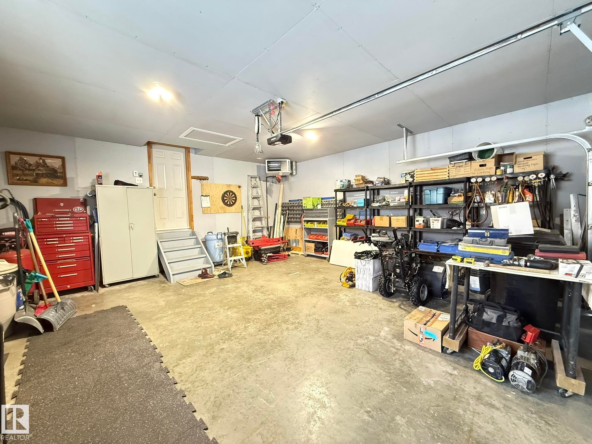 1 Bamber Place, Leduc, AB - Indoor Photo Showing Garage