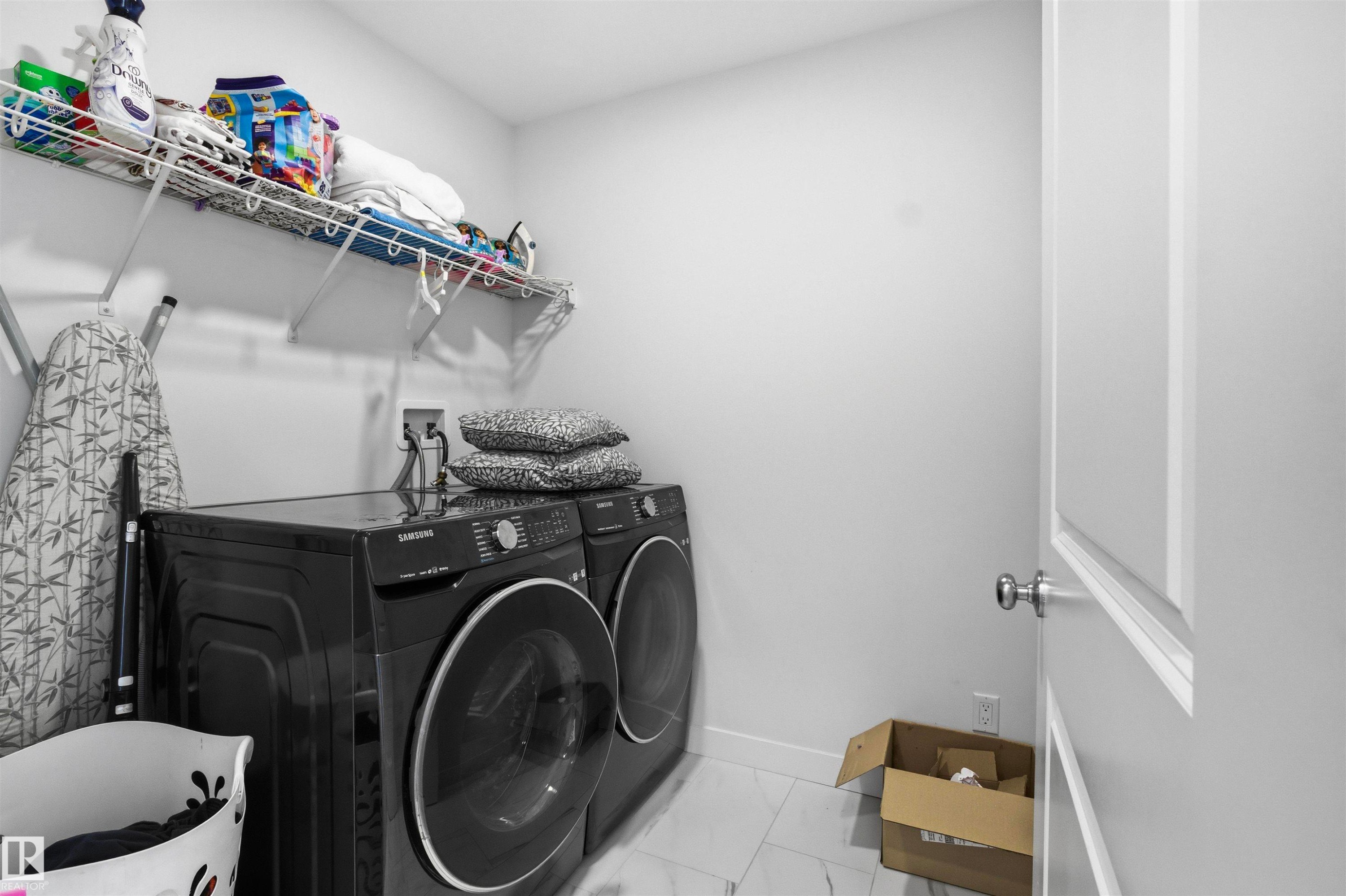 3888 Chrustawka Place, Edmonton, AB - Indoor Photo Showing Laundry Room