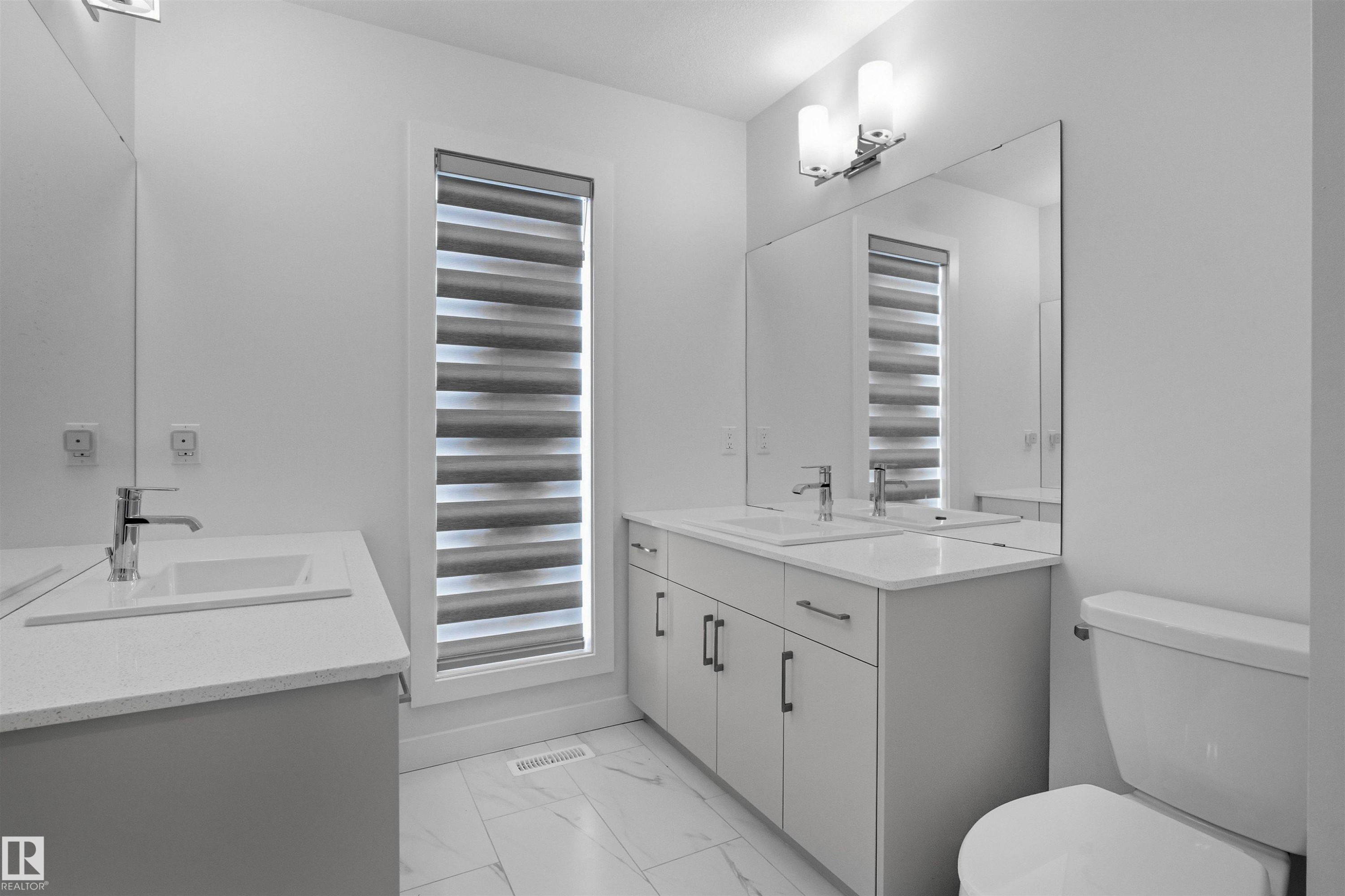 3888 Chrustawka Place, Edmonton, AB - Indoor Photo Showing Bathroom