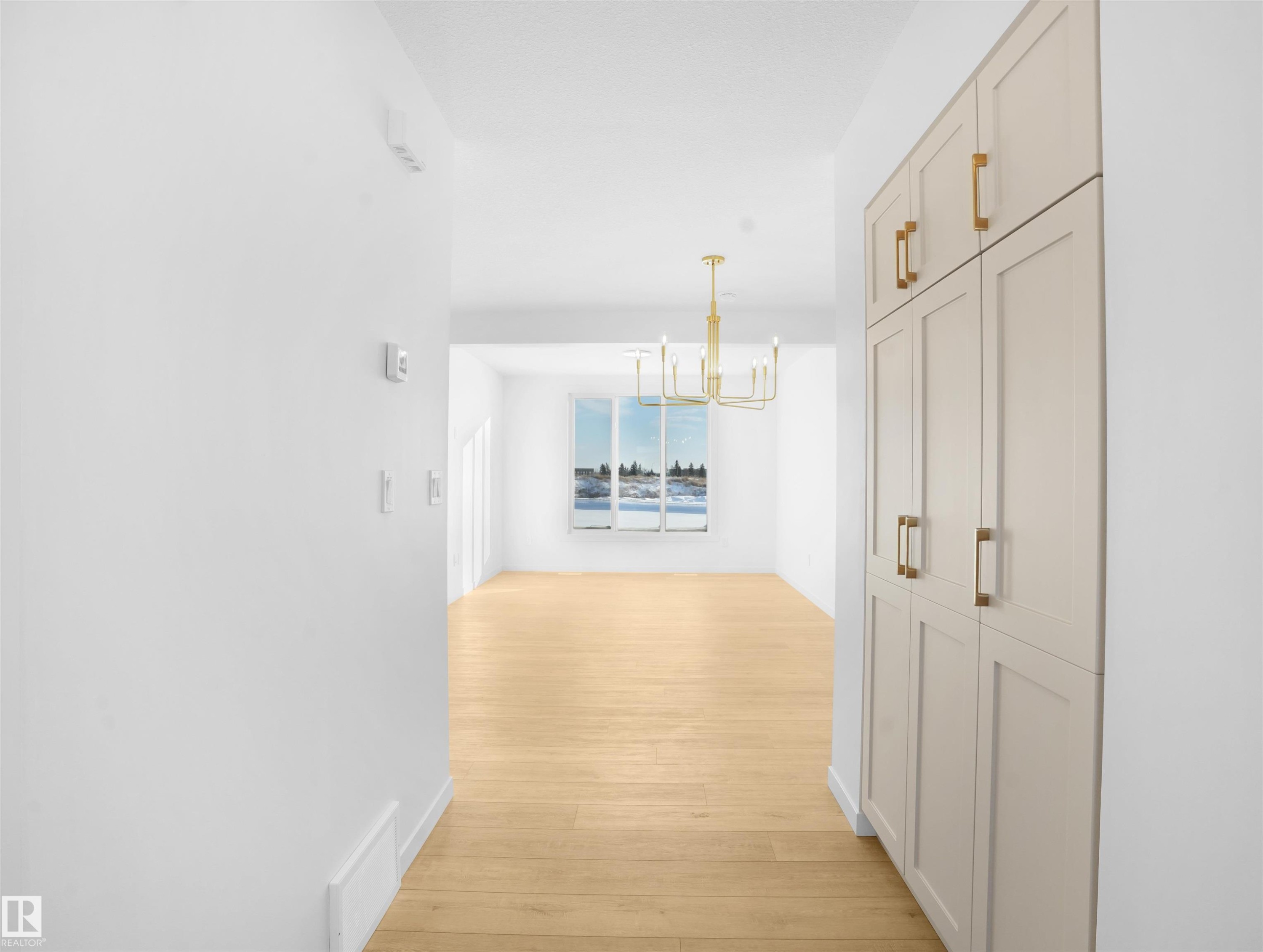 2706 Alces Way, Edmonton, AB - Indoor Photo Showing Other Room