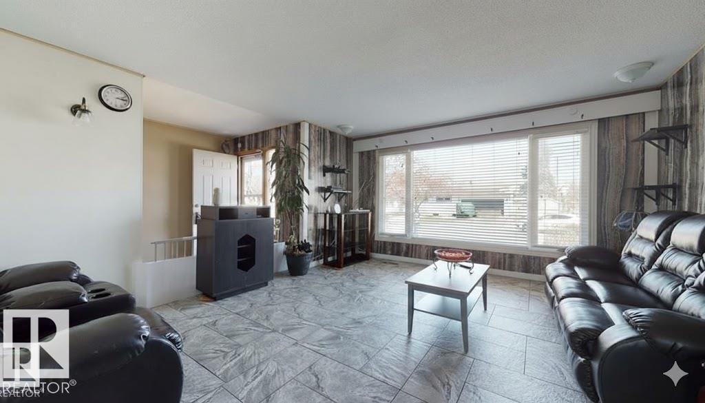 View of living room - 4706 53 St, Leduc, AB - Indoor Photo Showing Living Room