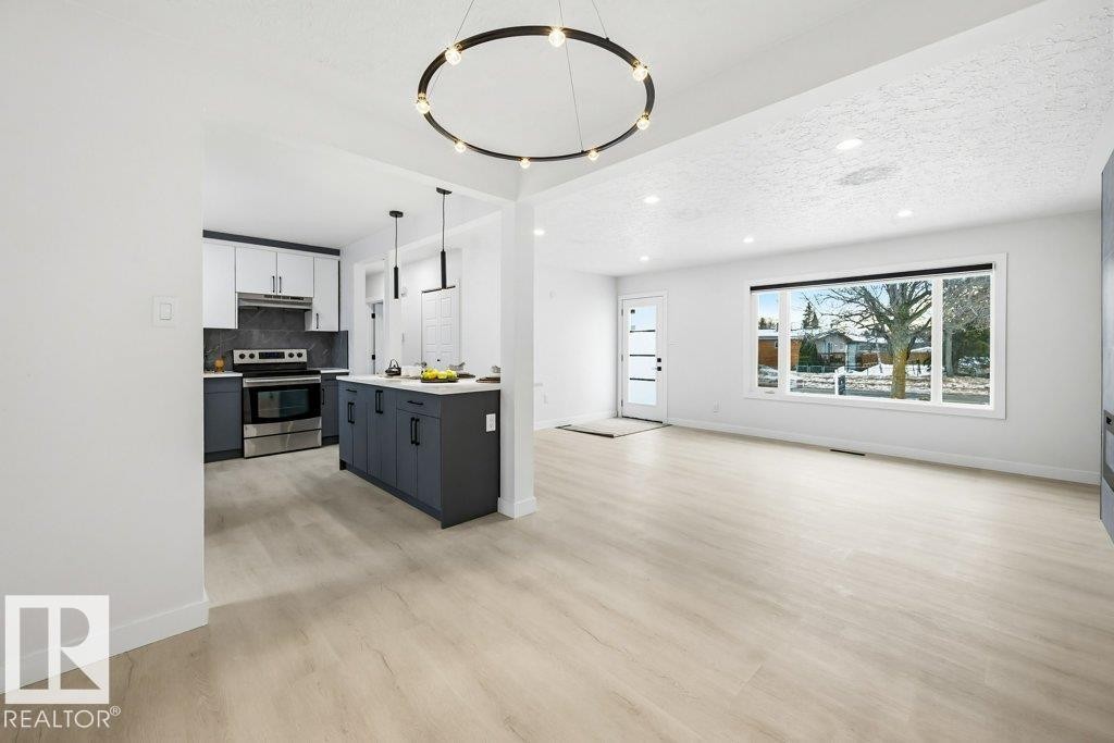 16206 83 Avenue, Edmonton, AB - Indoor