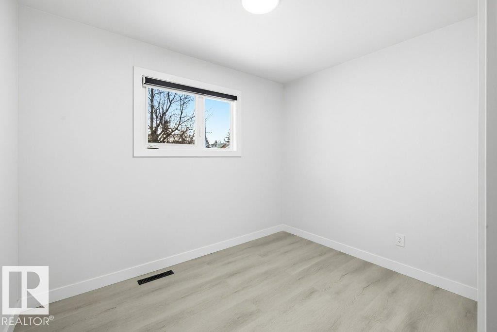 16206 83 Avenue, Edmonton, AB - Indoor Photo Showing Other Room