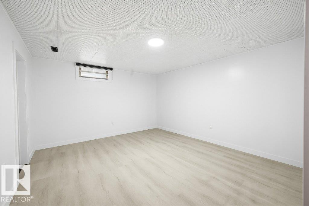 16206 83 Avenue, Edmonton, AB - Indoor Photo Showing Other Room