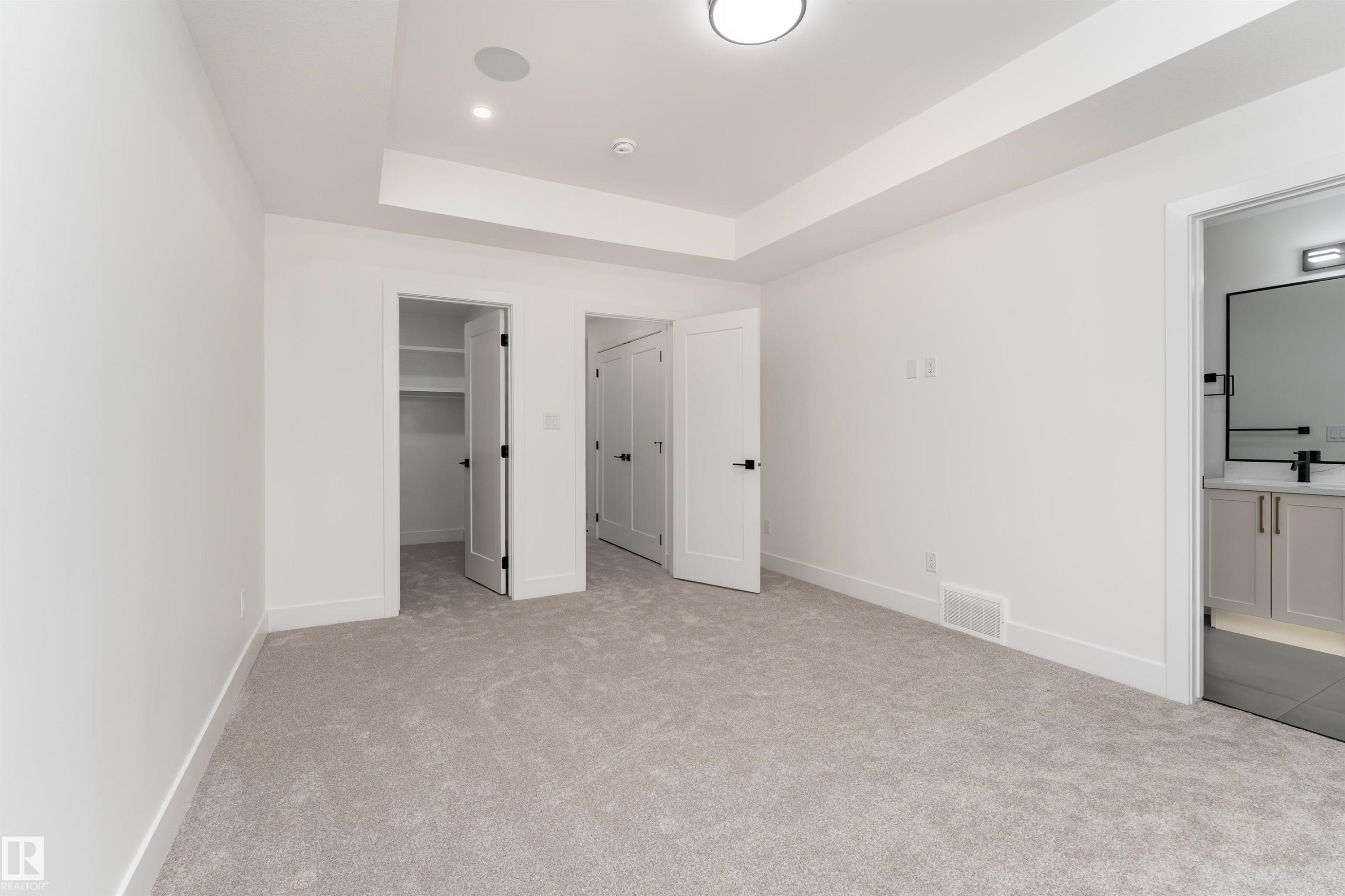 3103 Magpie Way, Edmonton, AB - Indoor Photo Showing Other Room