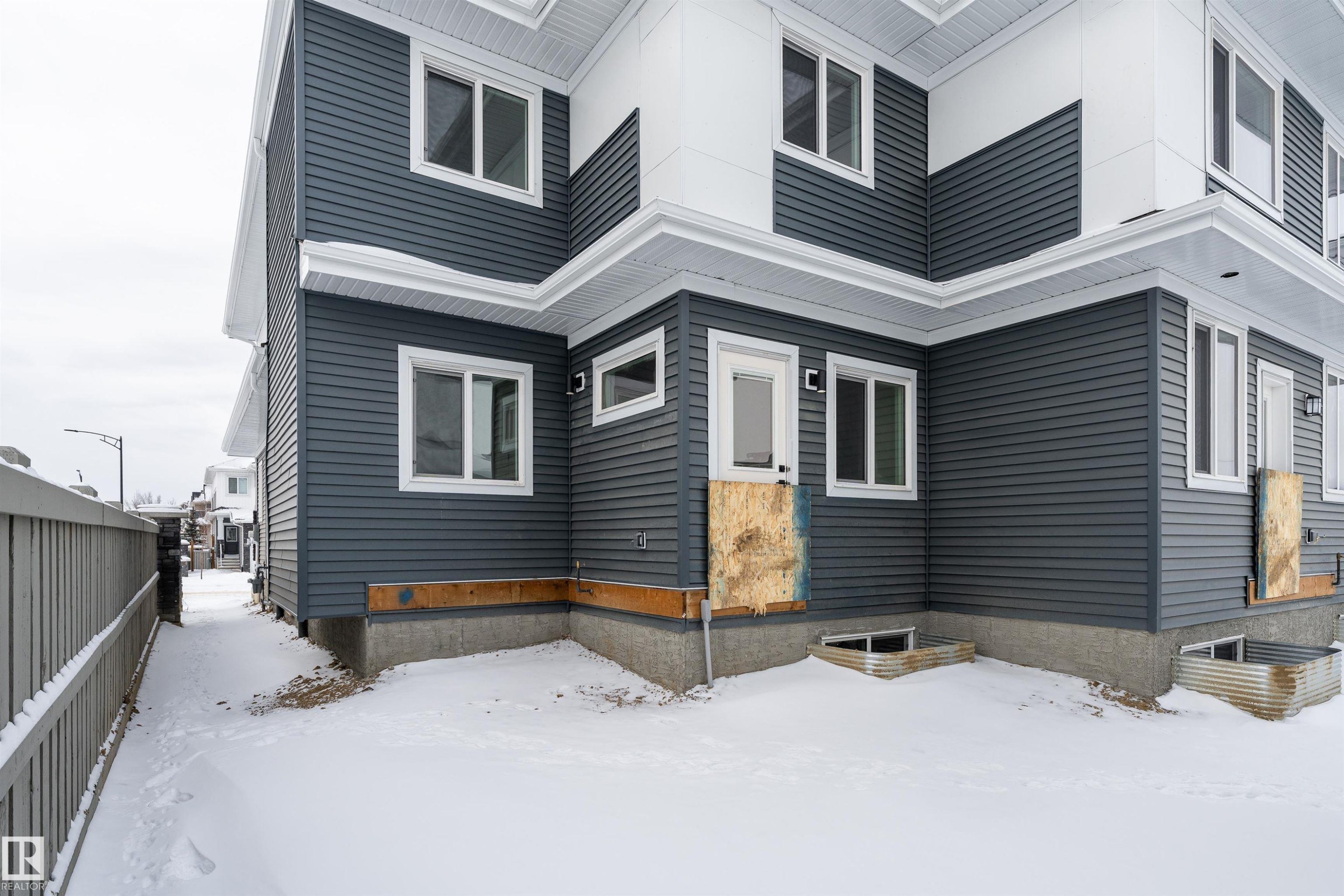 3103 Magpie Way, Edmonton, AB - Outdoor