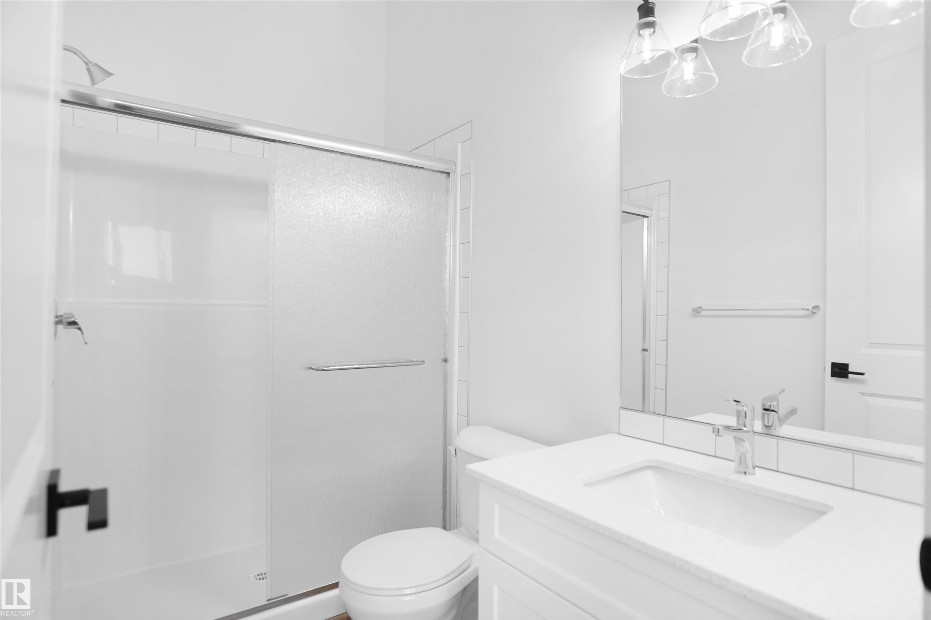 7515 Observer Lane, Edmonton, AB - Indoor Photo Showing Bathroom